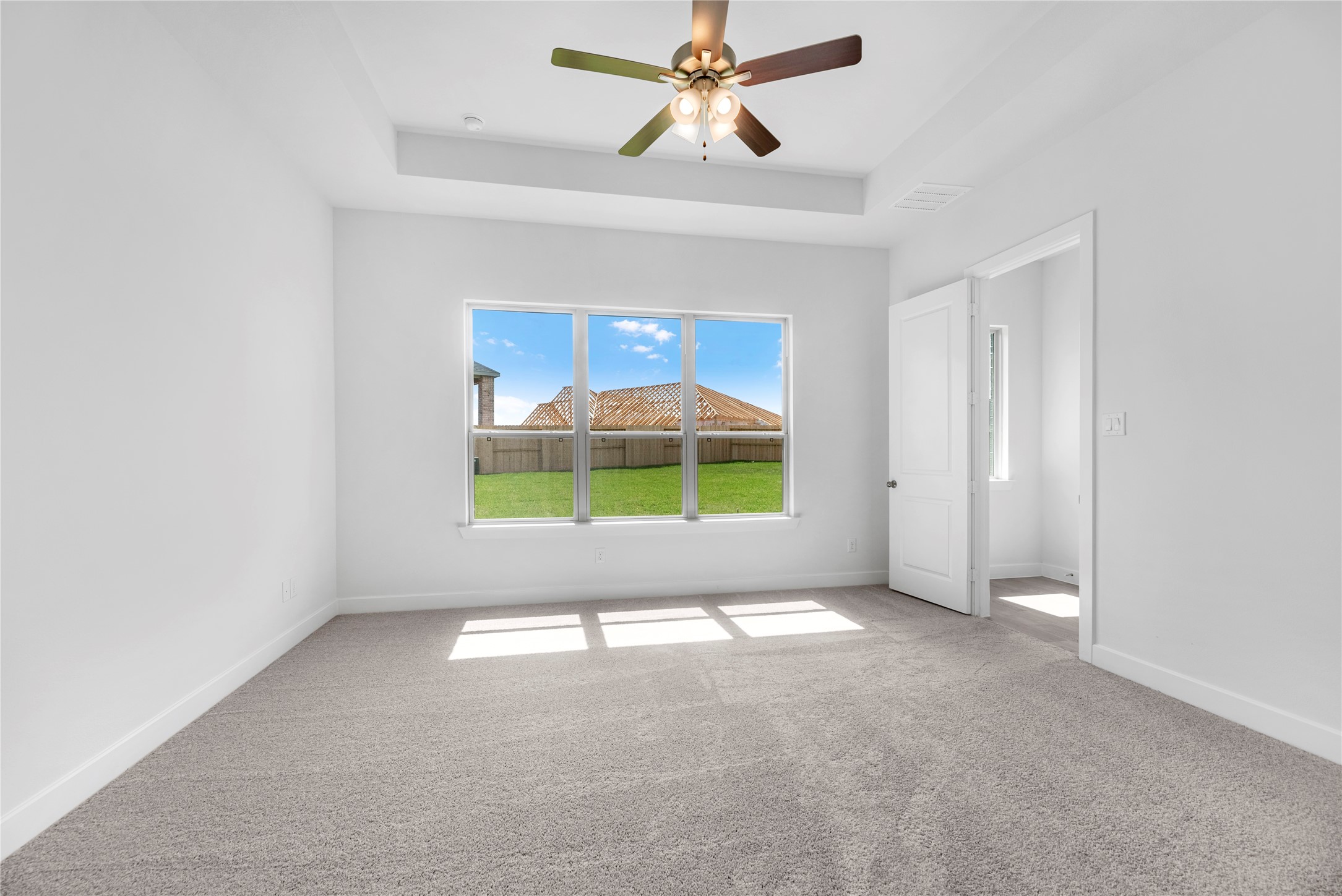 11062 Valley Fort Drive Property Photo 9