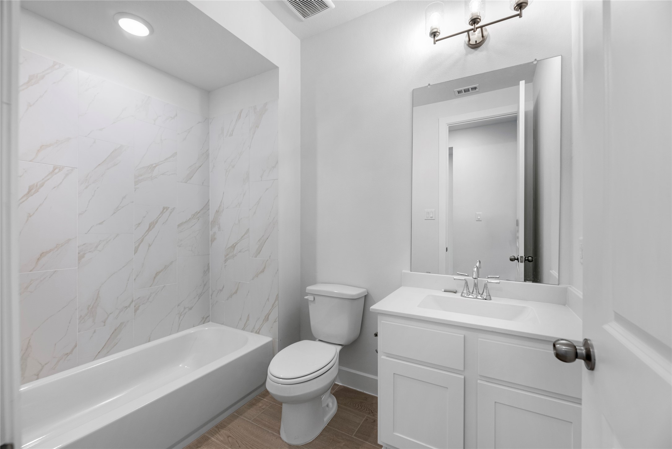 11062 Valley Fort Drive Property Photo 13