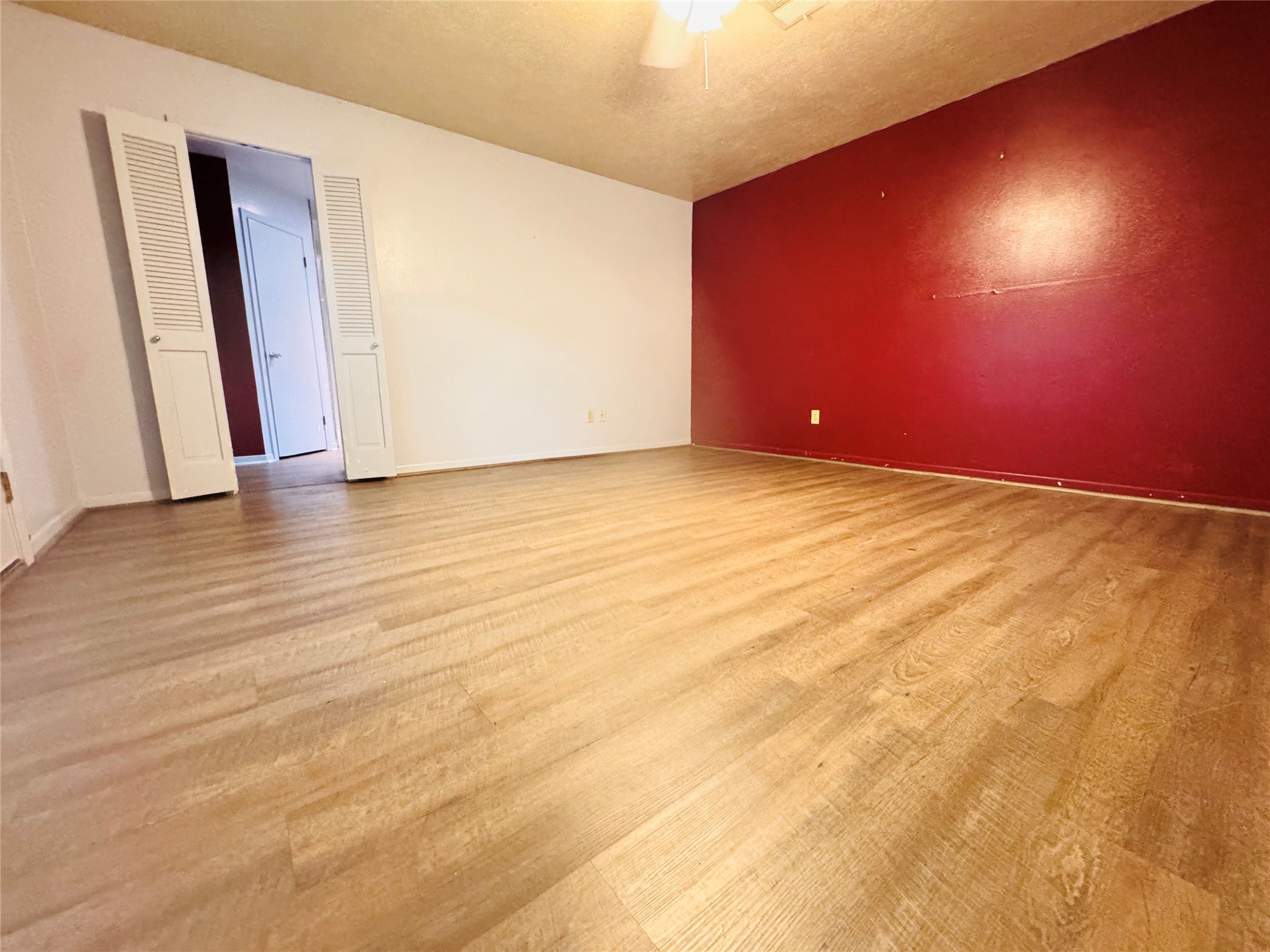 18107 Oakhampton Drive Property Photo 8