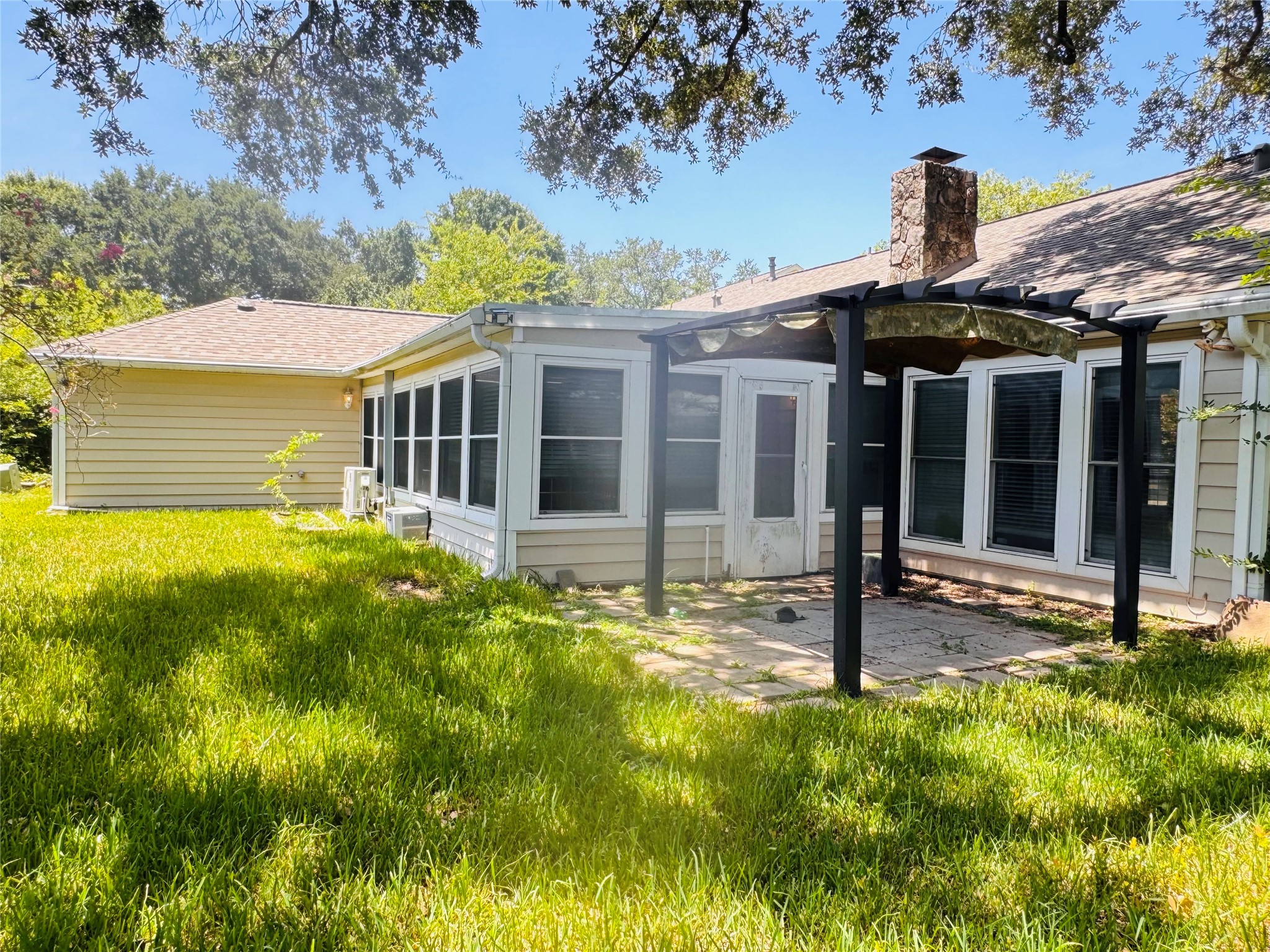 18107 Oakhampton Drive Property Photo 12