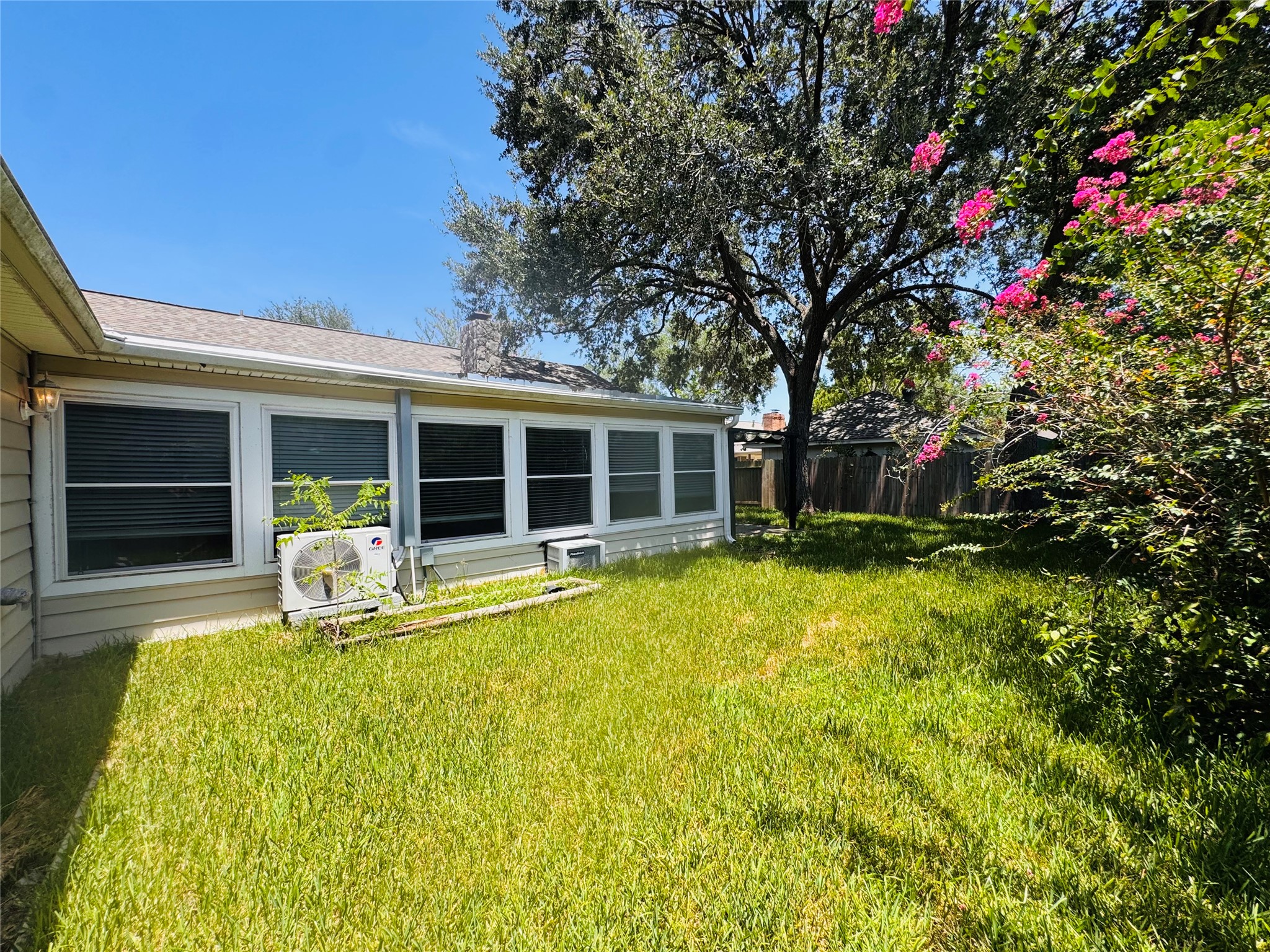 18107 Oakhampton Drive Property Photo 13
