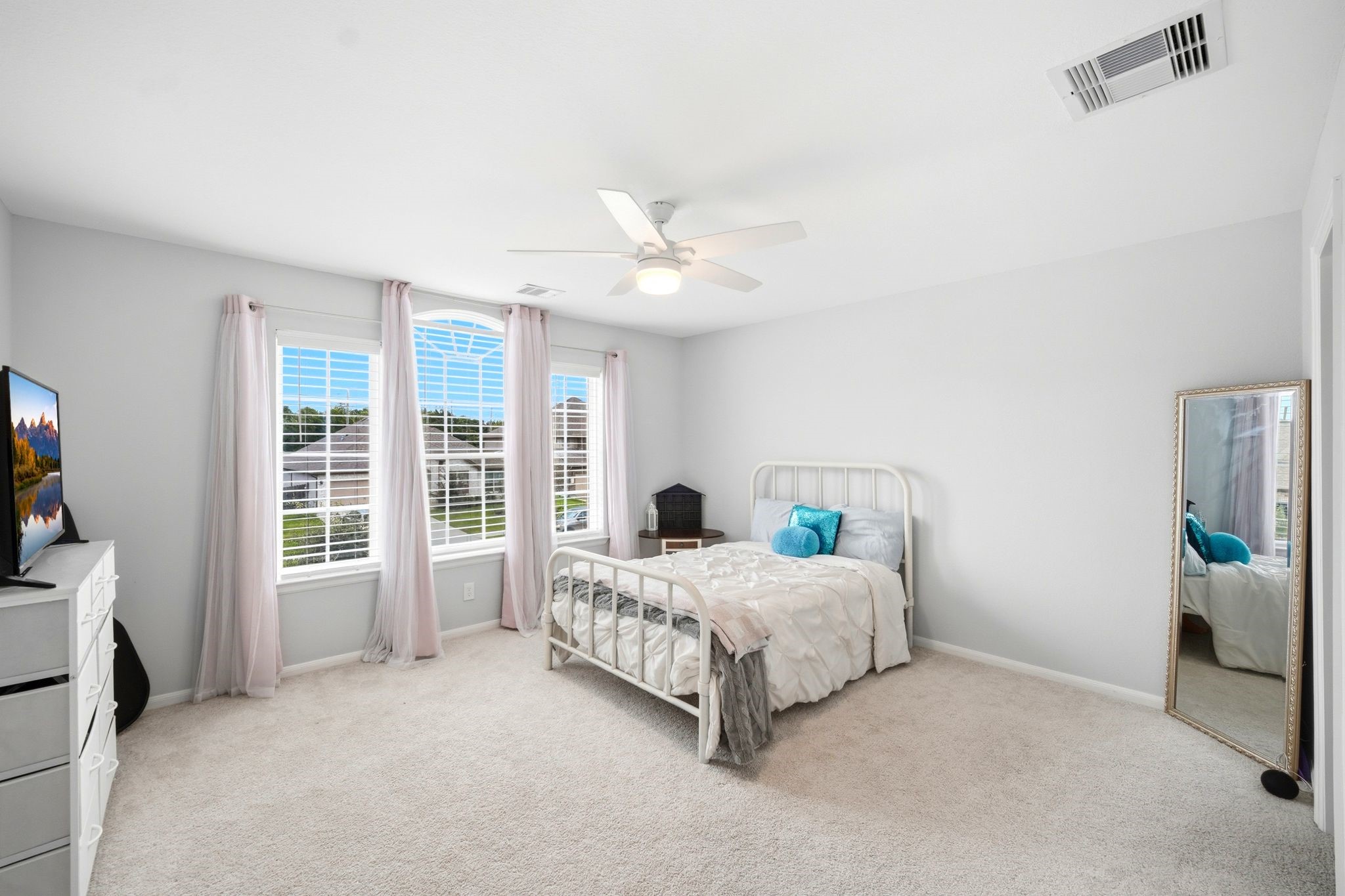 6411 Cones Lane Property Photo 28