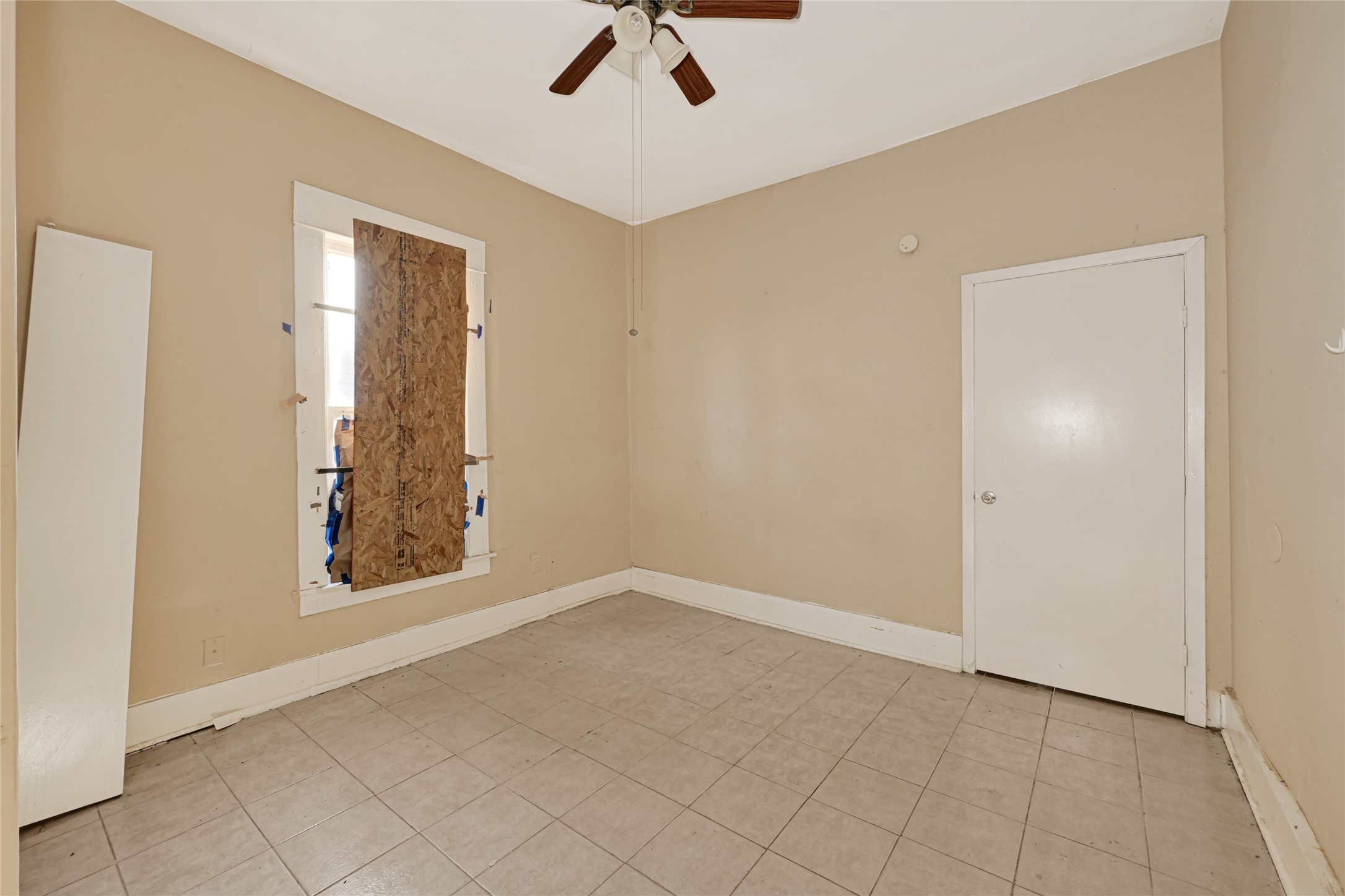 4013 King Street Property Photo 16