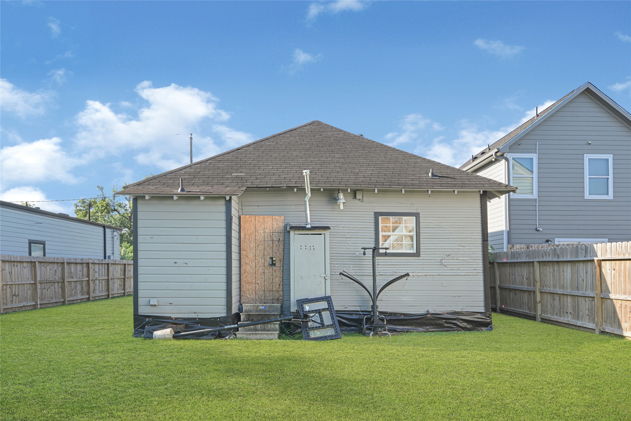 4013 King Street Property Photo 18