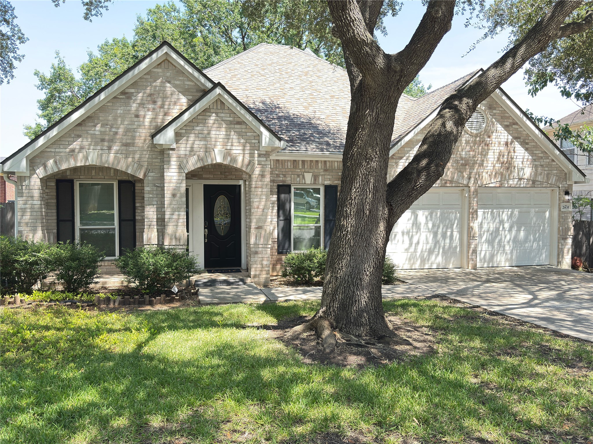 2835 Pond Apple Property Photo 1