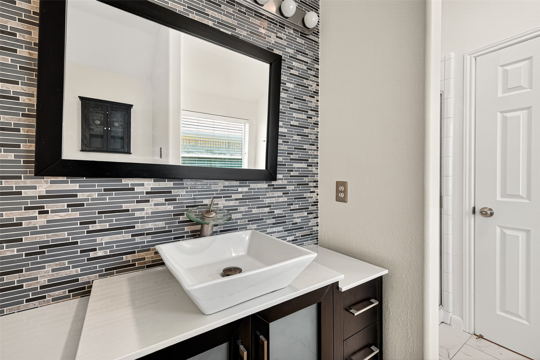 1415 Rogers Lake Lane Property Photo 14