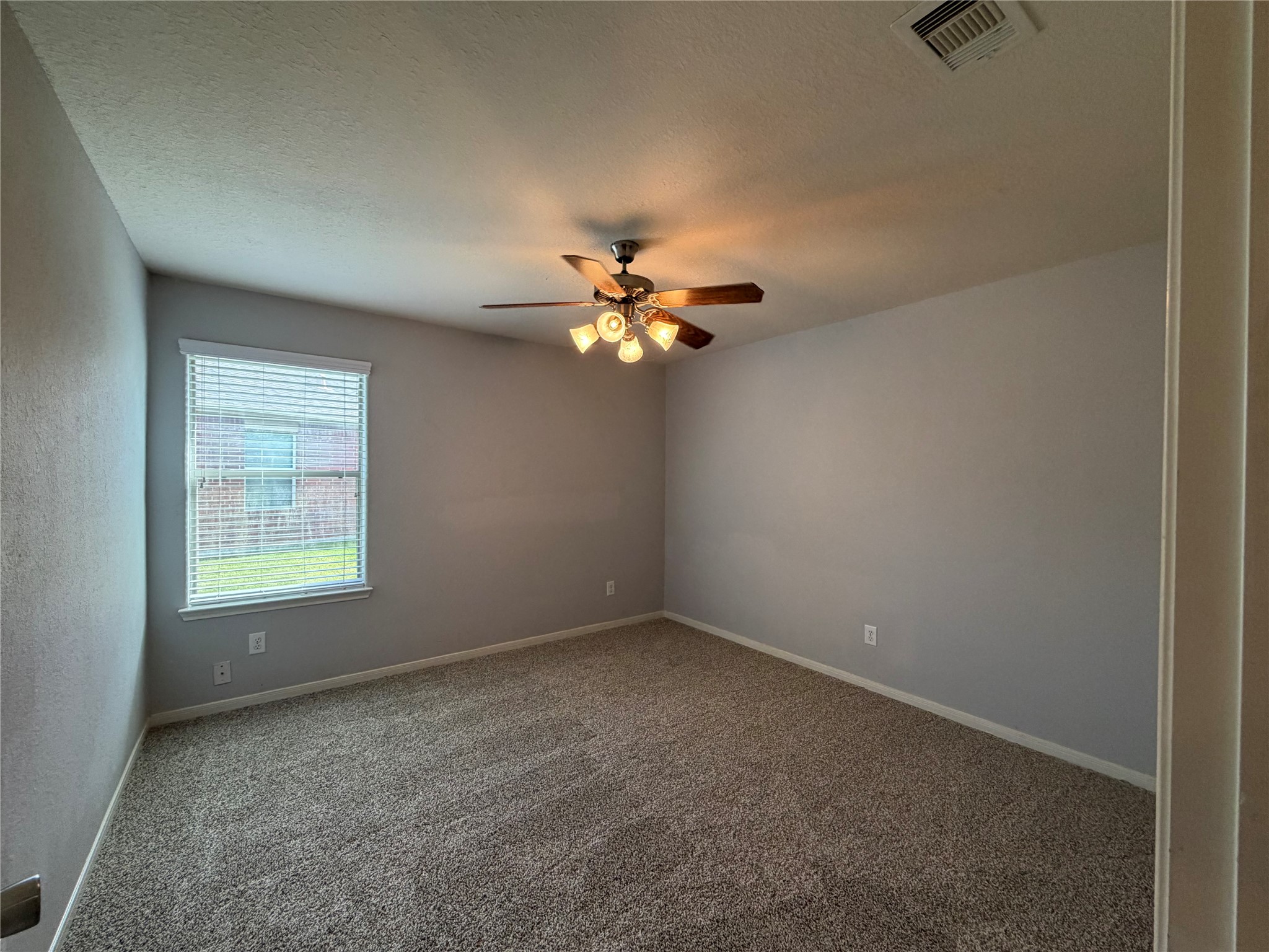 8023 Clover Leaf Drive Property Photo 27