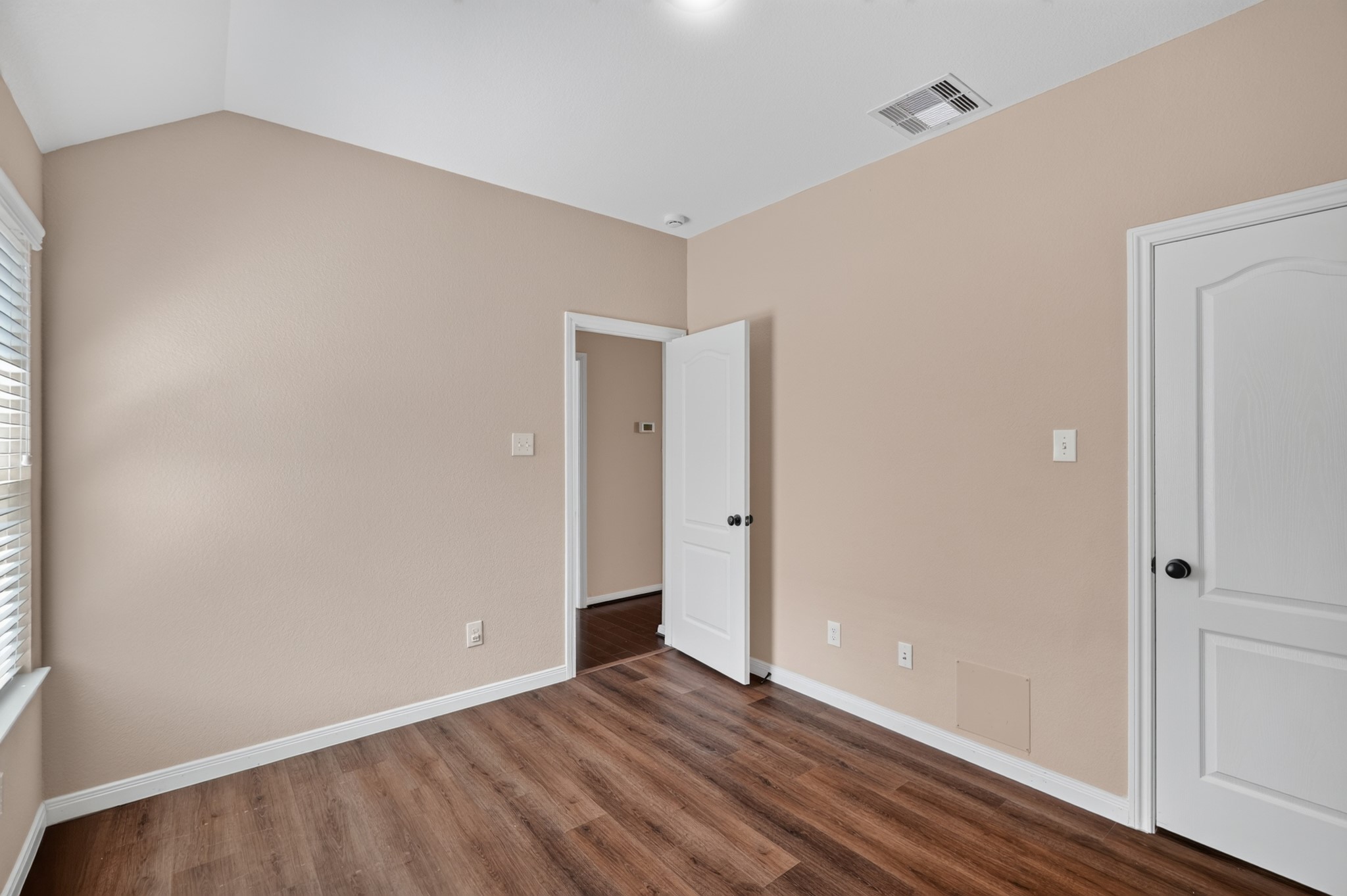 15 Butternut Grove Place Property Photo 22