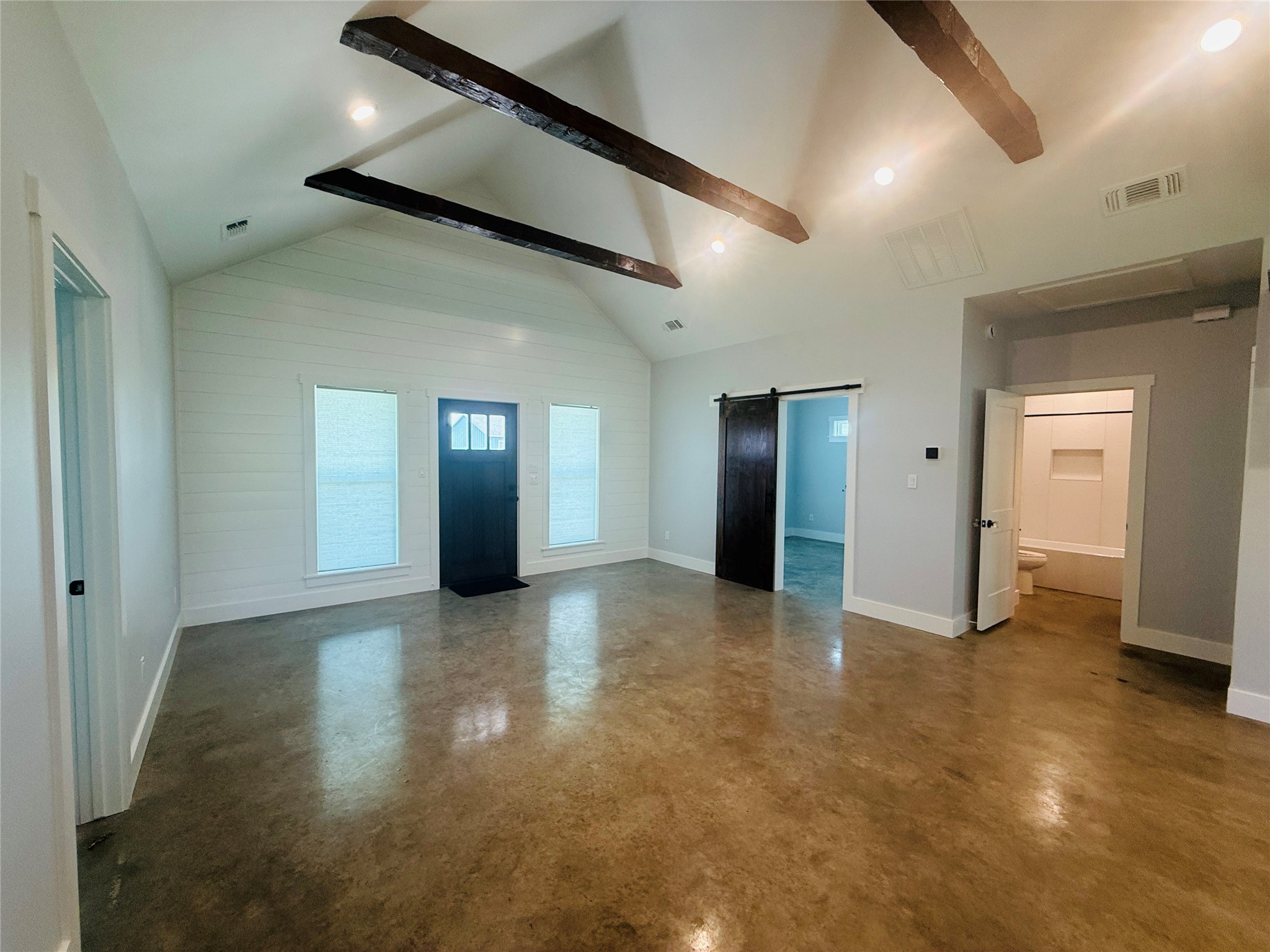 129 Kubena Ridge Property Photo 2
