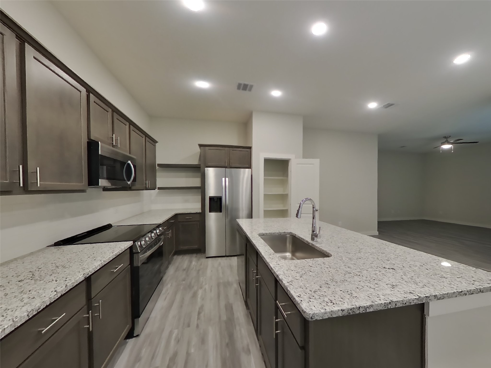 22718 Terrazzo Drive Property Photo 3