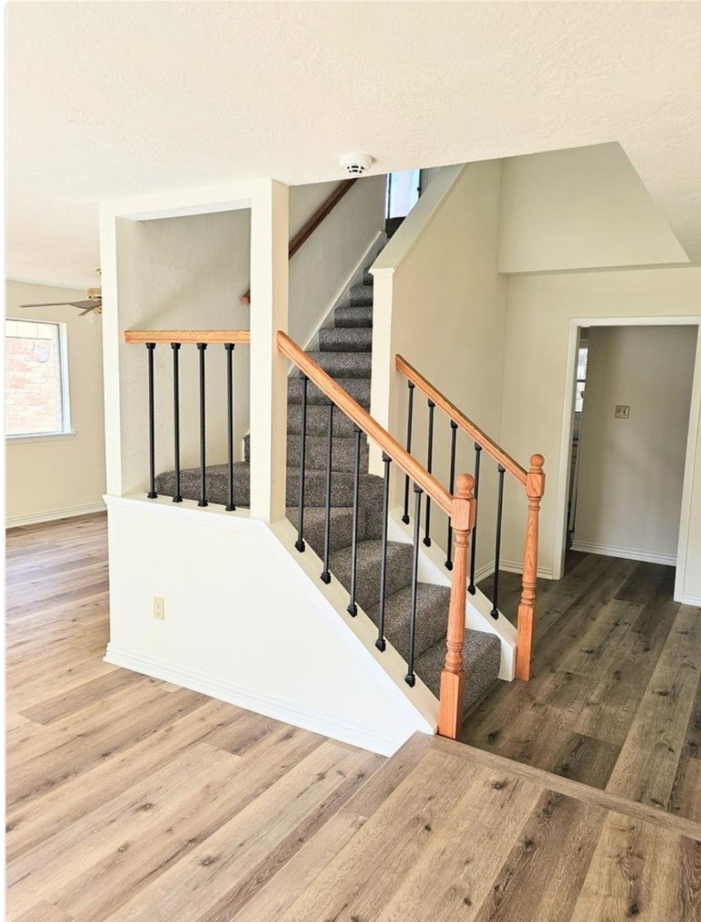 24022 Spring Briar Lane Property Photo 3