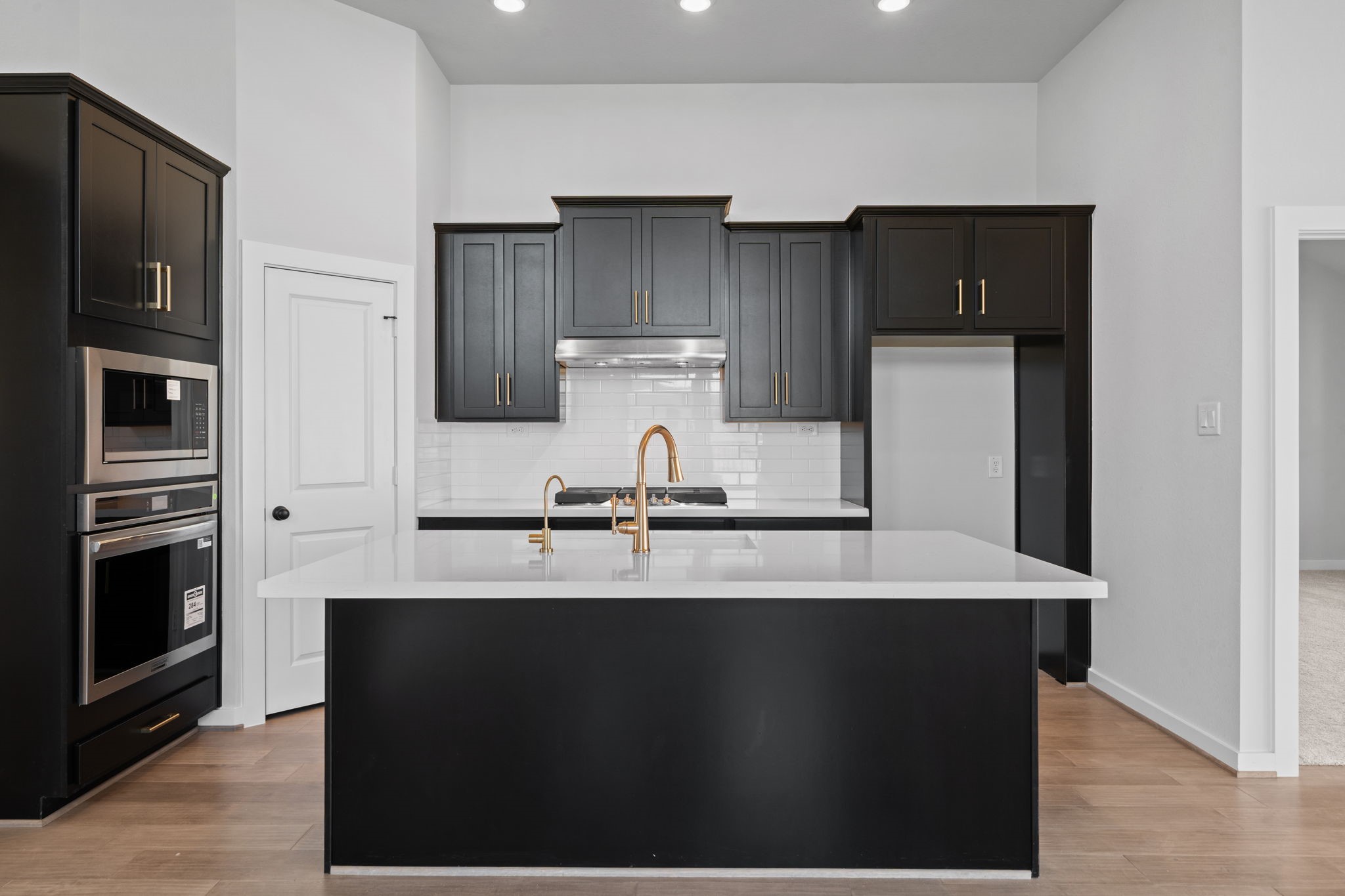 21602 Tumble Mustard Ln Way Property Photo 4