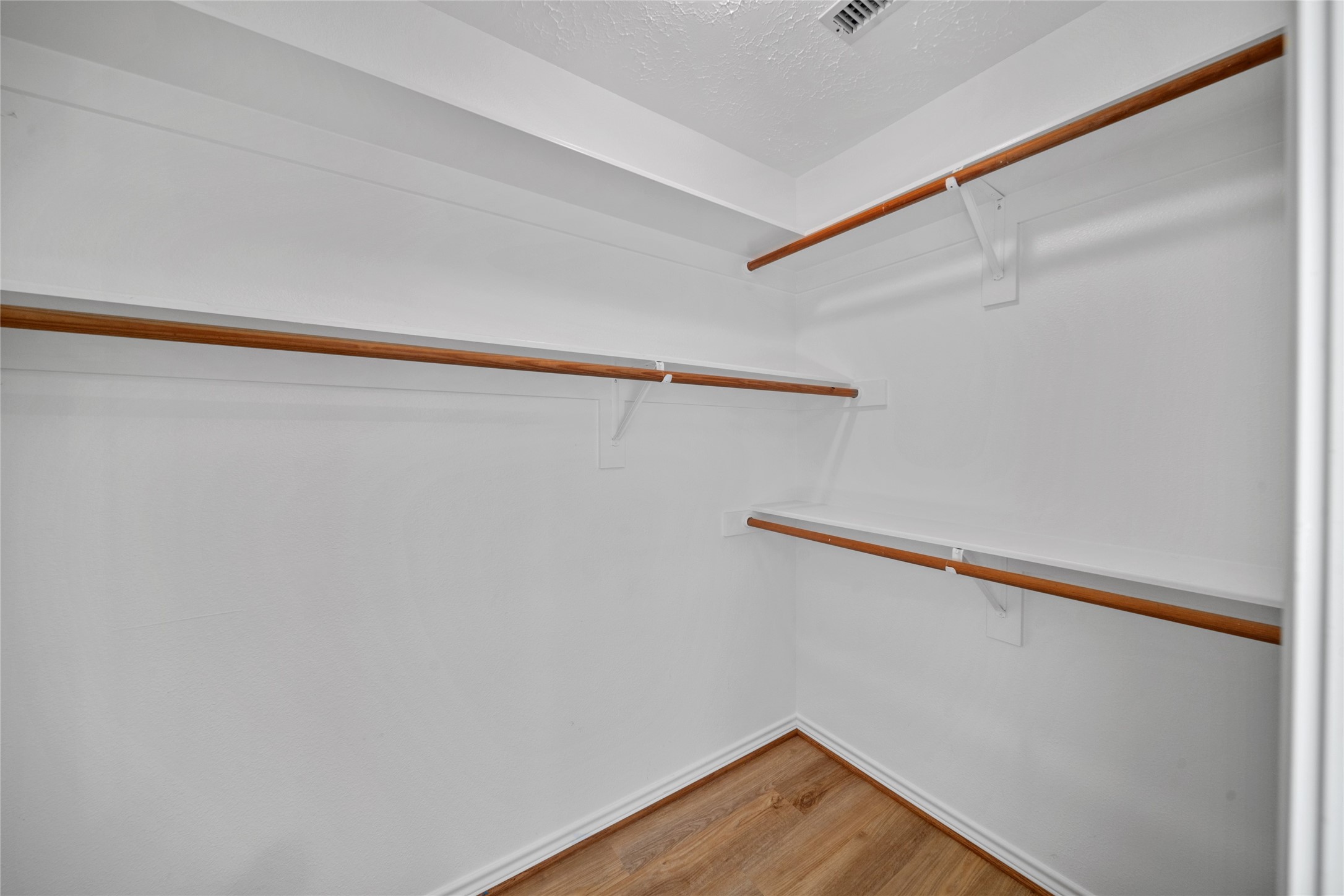17603 W Fawn River Circle Property Photo 29