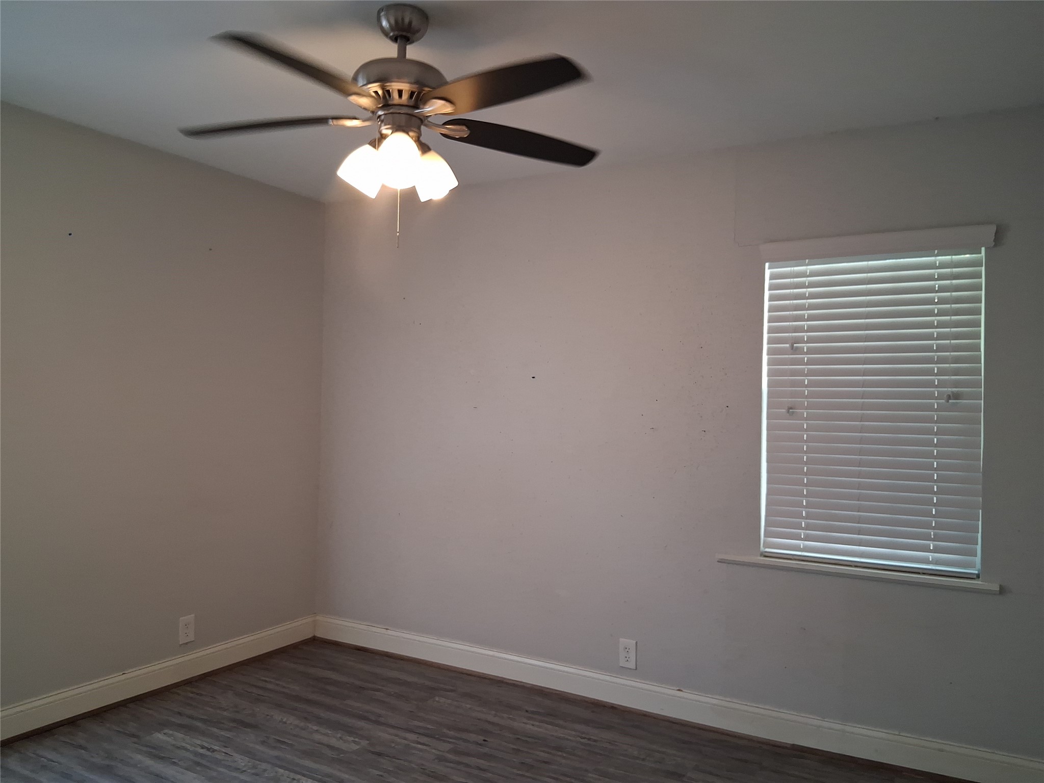 26445 E Lazy Ln Property Photo 9