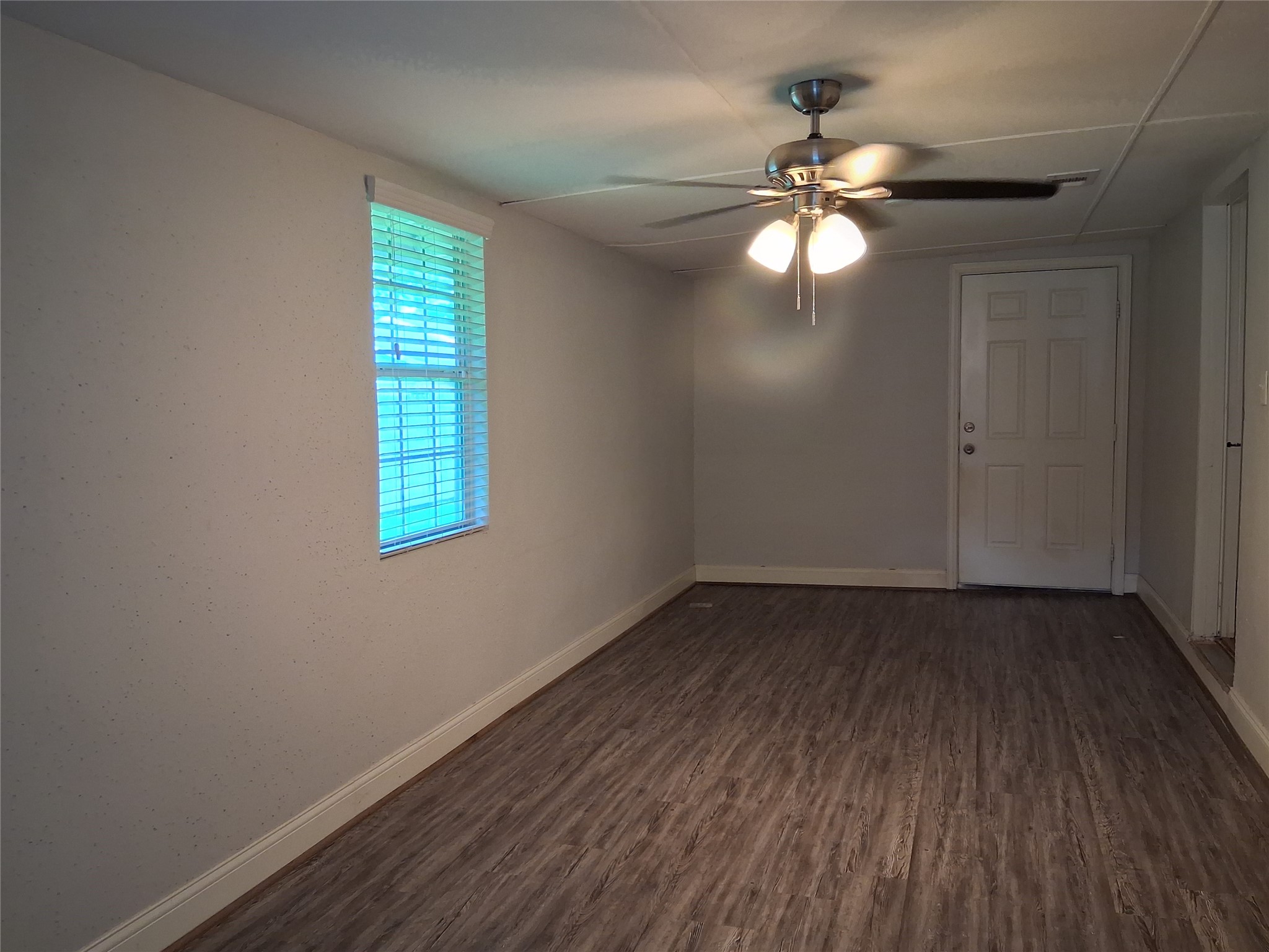 26445 E Lazy Ln Property Photo 12