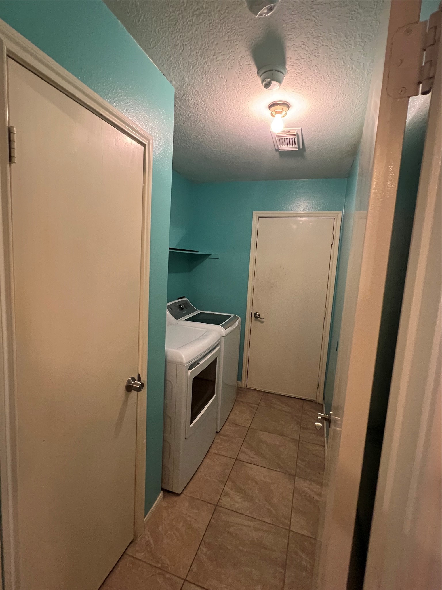 22814 Tree House Lane Property Photo 11