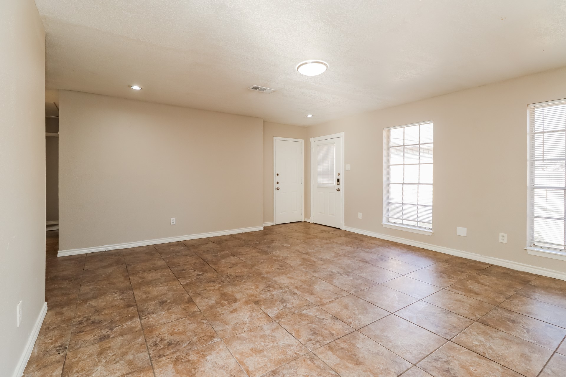 23903 Lestergate Drive Property Photo 4