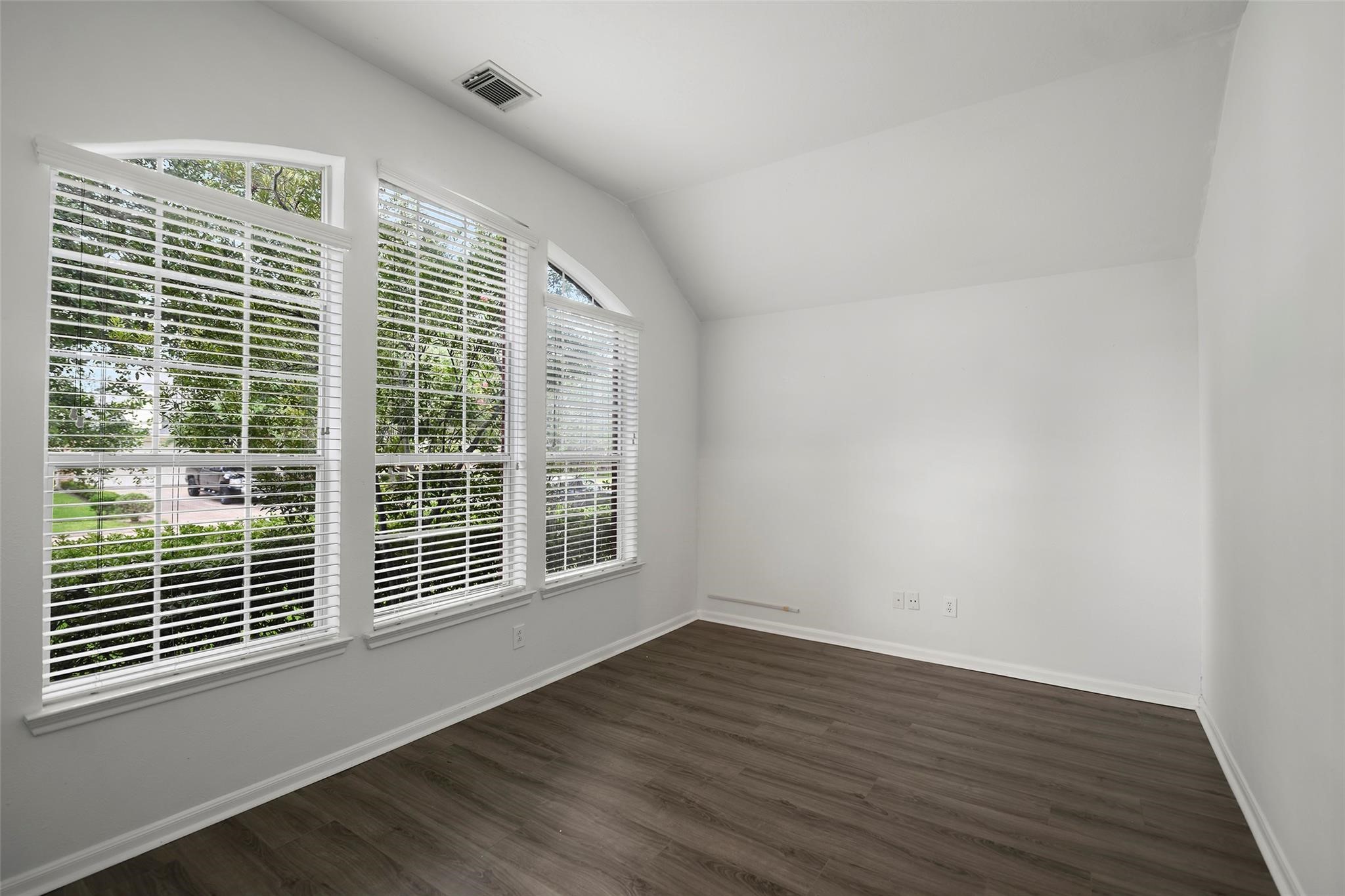 12807 Brook Arbor Court Property Photo 3