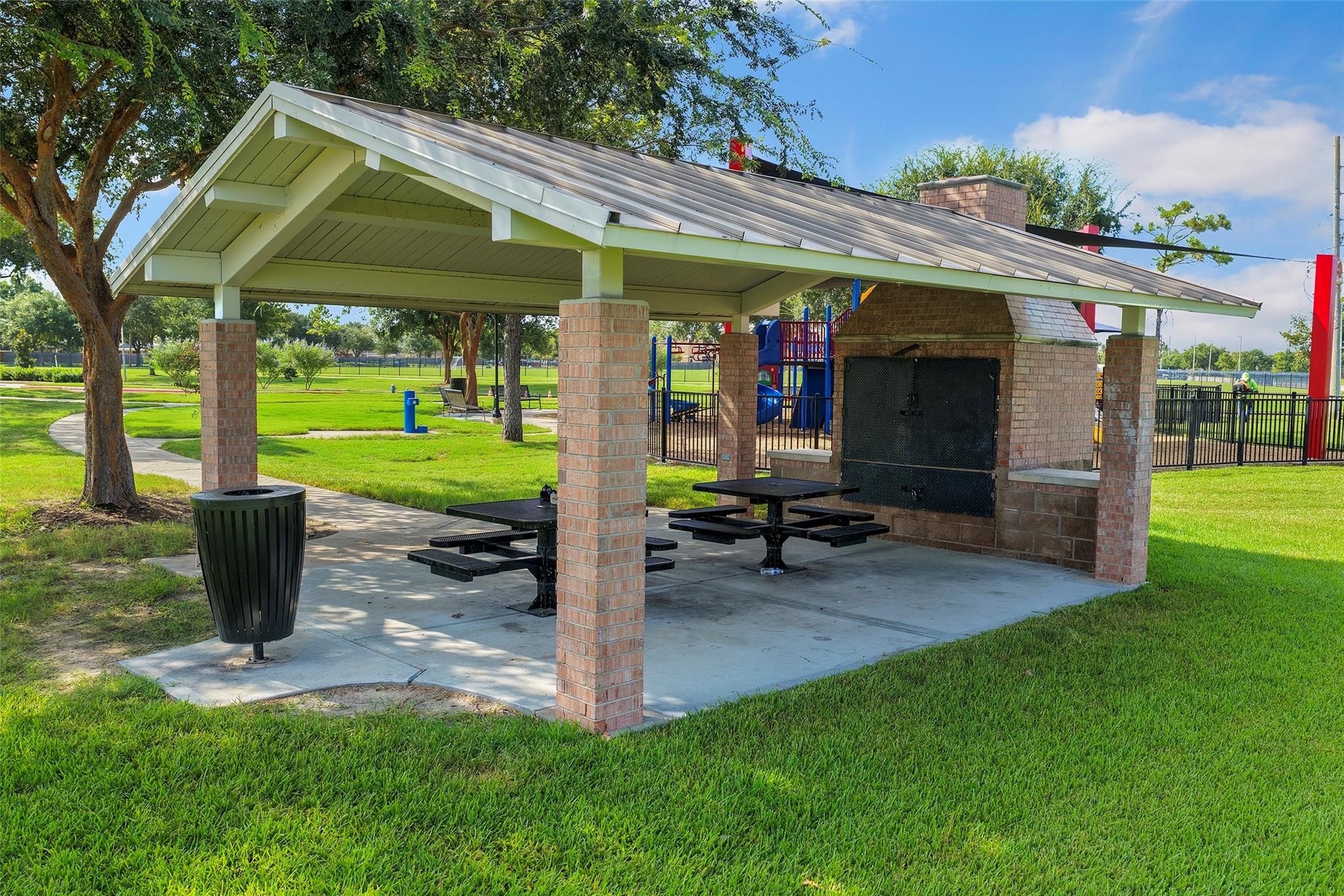 12807 Brook Arbor Court Property Photo 32