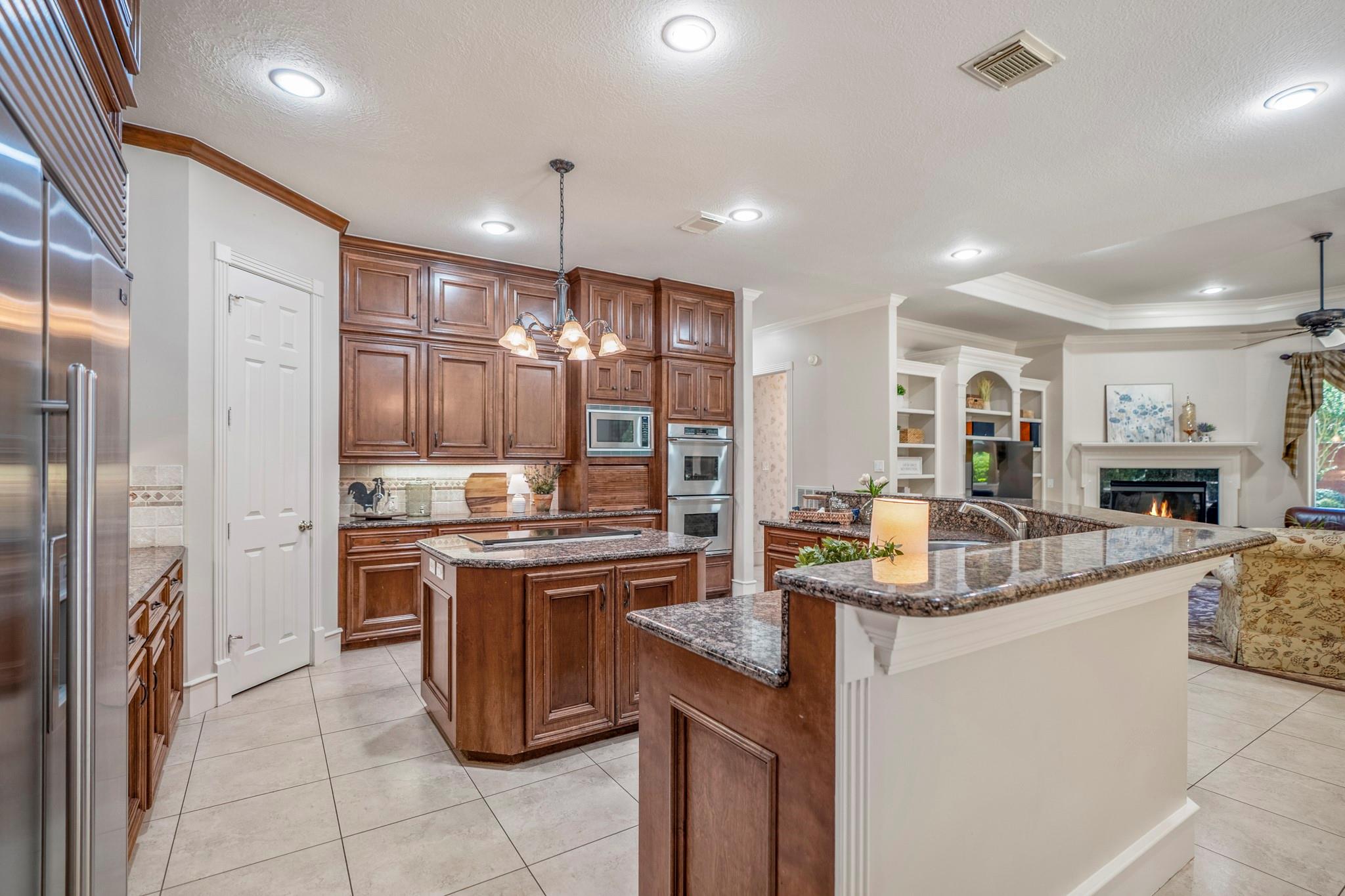 8806 Sterling Gate Circle Property Photo 13