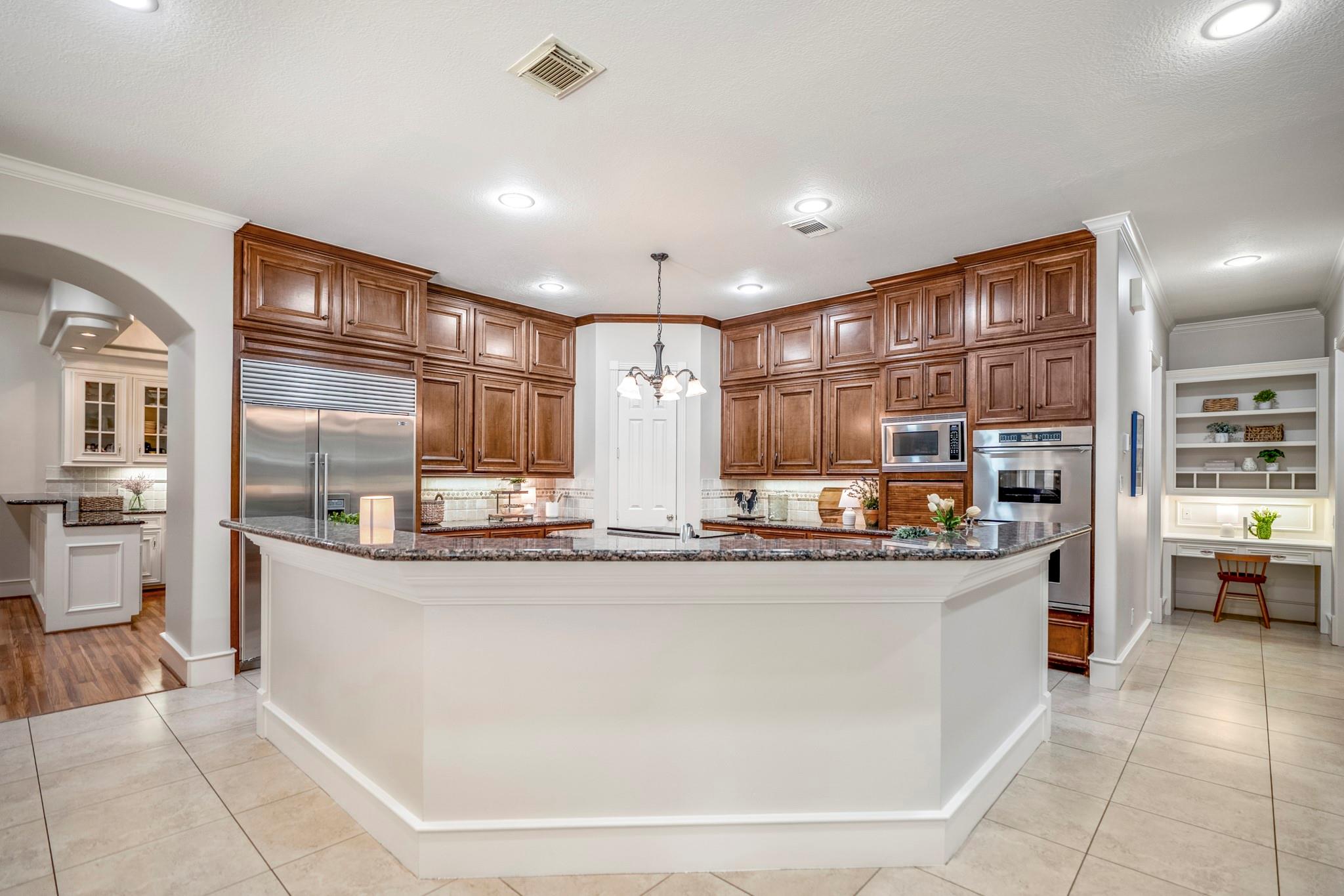 8806 Sterling Gate Circle Property Photo 15