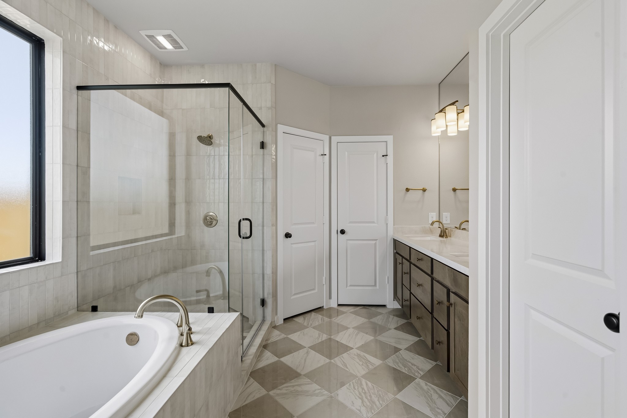 21510 Felders Orangetip Drive Property Photo 10