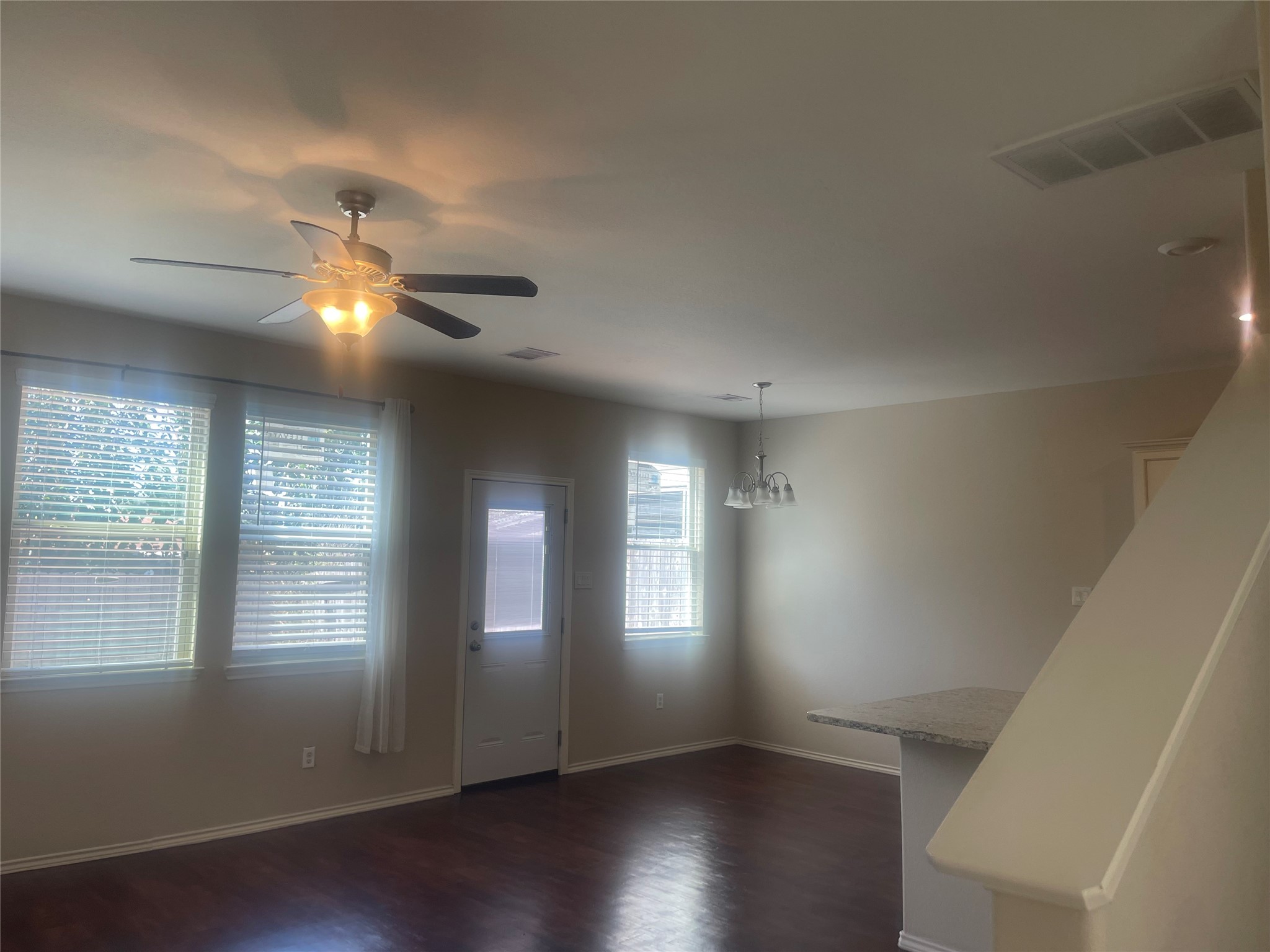 6422 Stoney Creek Drive Property Photo 3