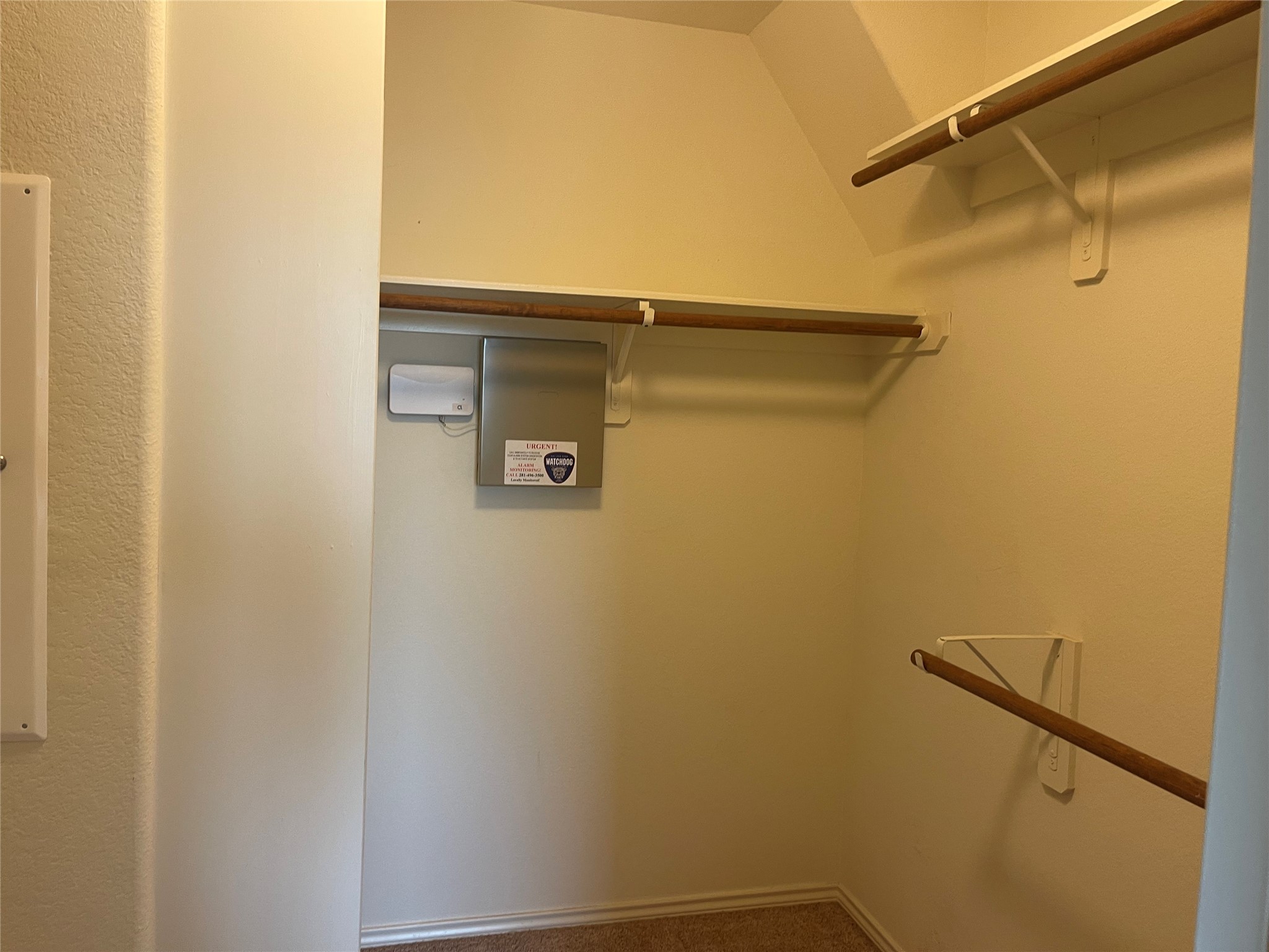 6422 Stoney Creek Drive Property Photo 11