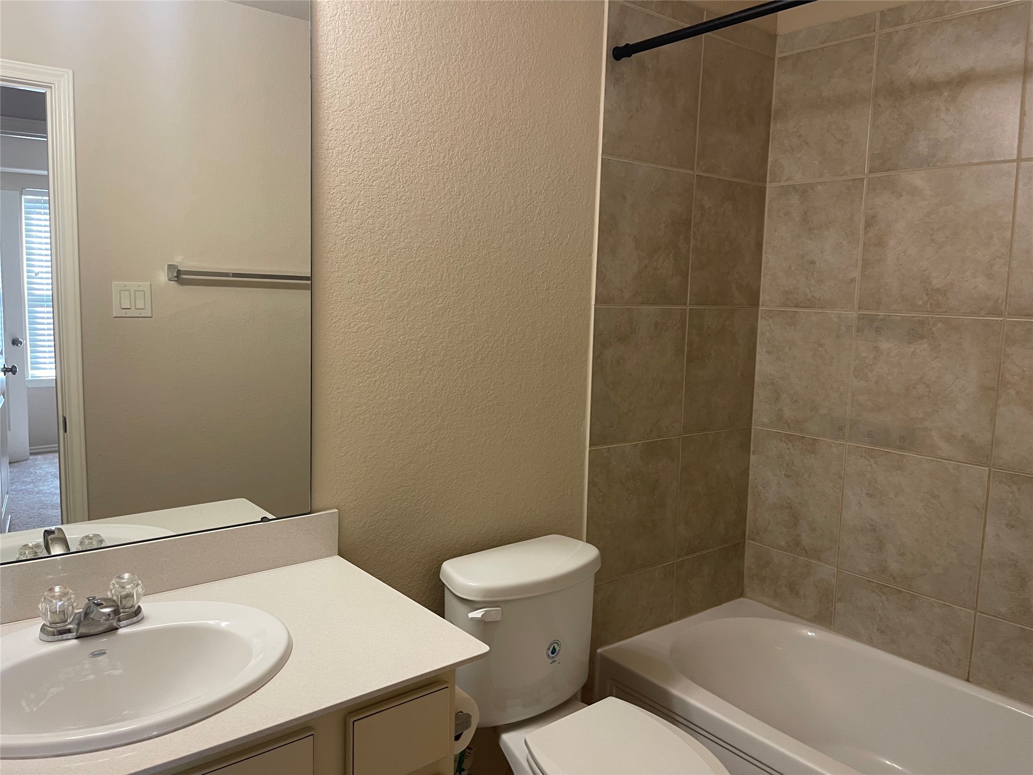 6422 Stoney Creek Drive Property Photo 16