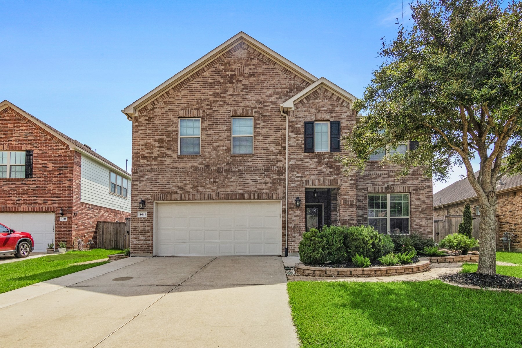 1411 Silver Rings Court Property Photo 1