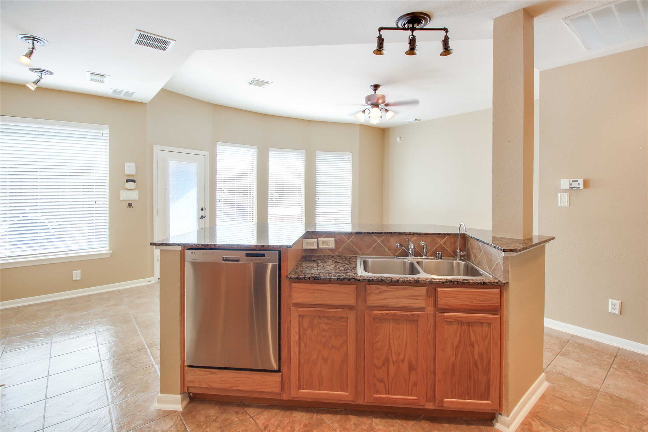 17722 Briar Arbor Property Photo 6