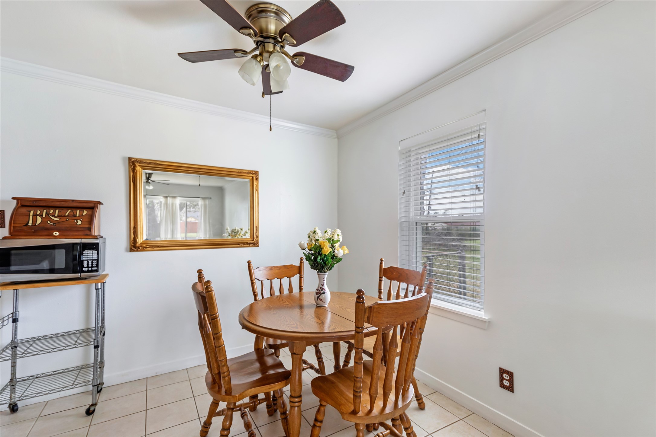 842 Fall Creek Drive Property Photo 14