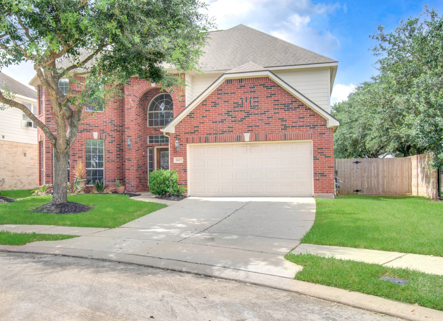 26427 Sagewood Forest Drive Property Photo 3