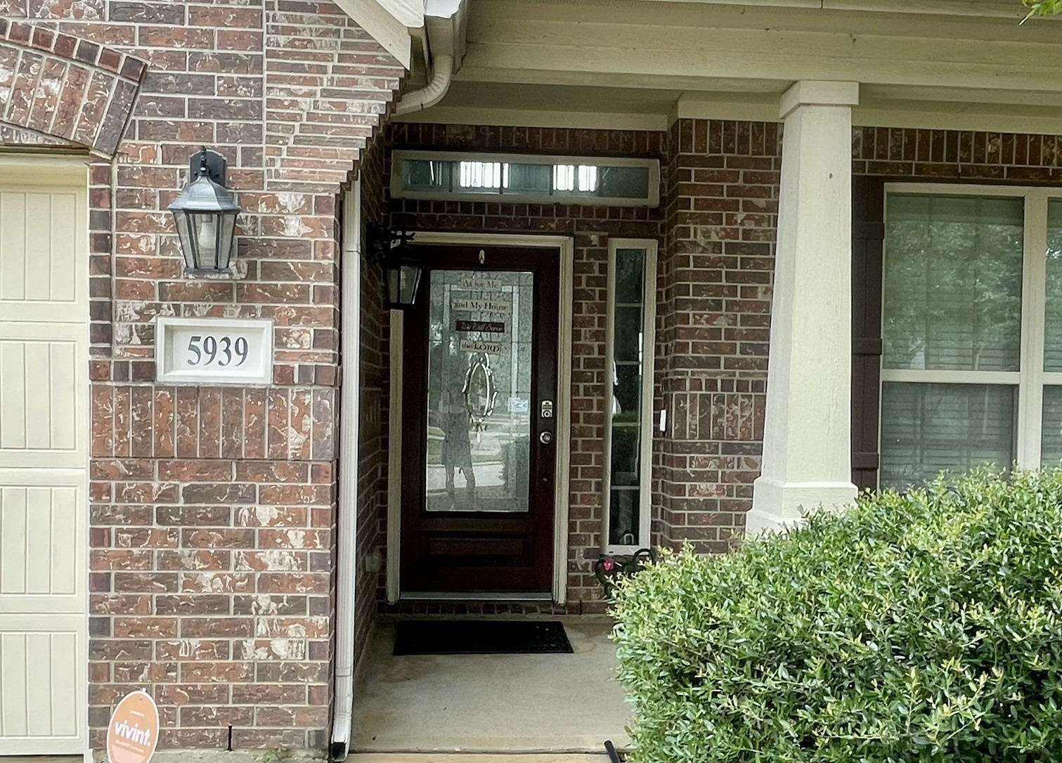 5939 Northcrest Village Way Property Photo 3