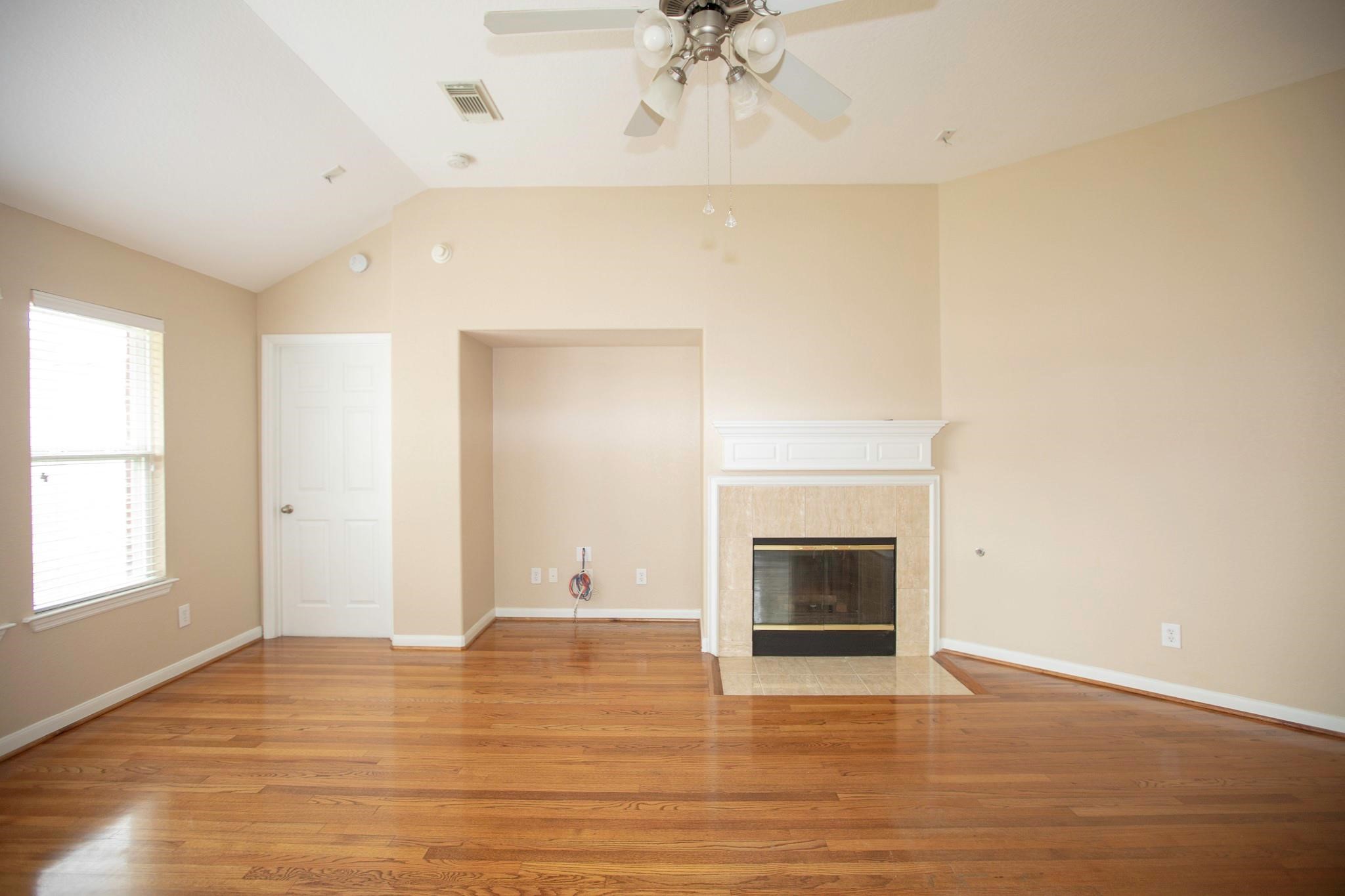 3006 Reindeer Crescent Property Photo 8