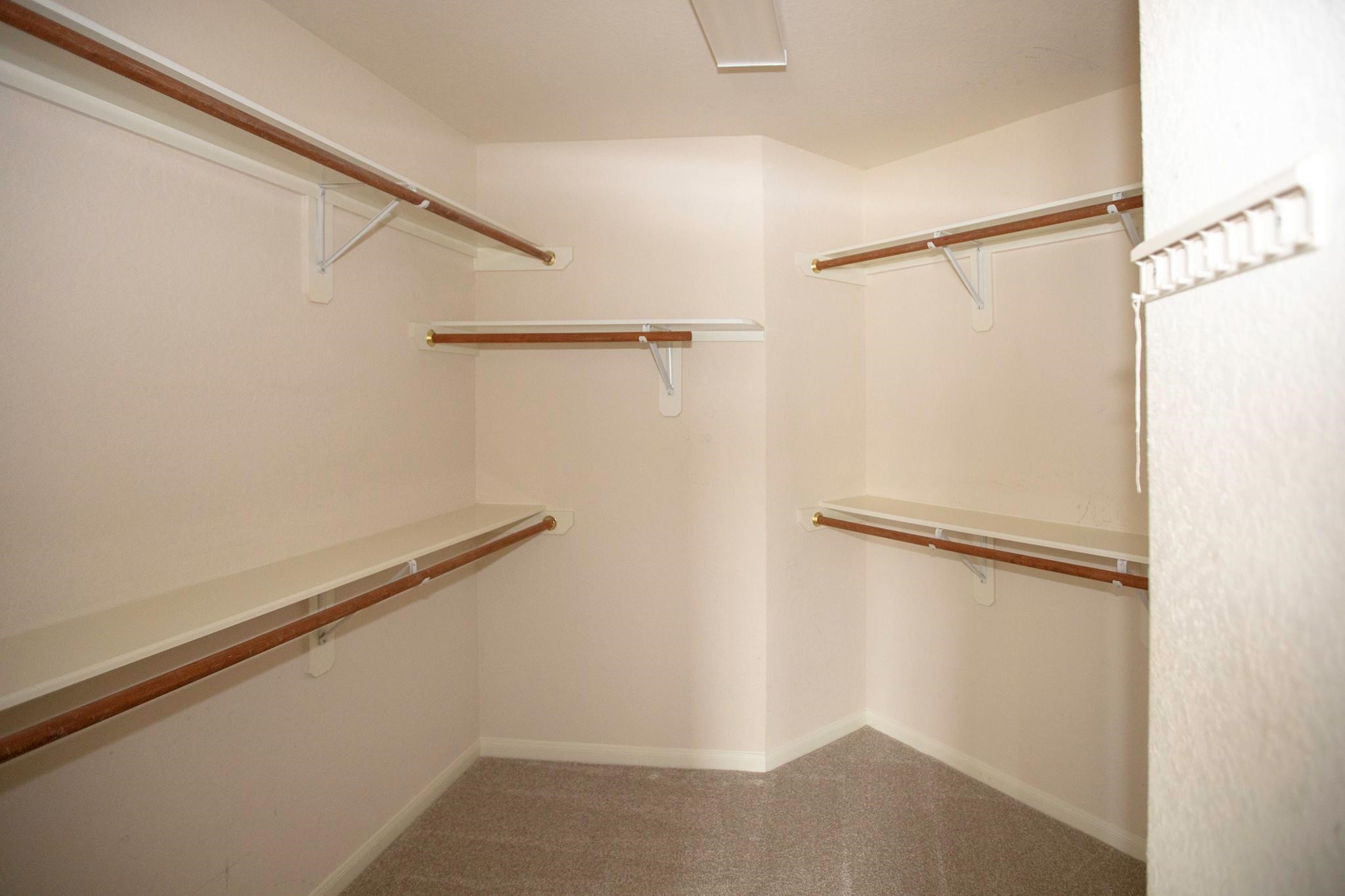 3006 Reindeer Crescent Property Photo 10