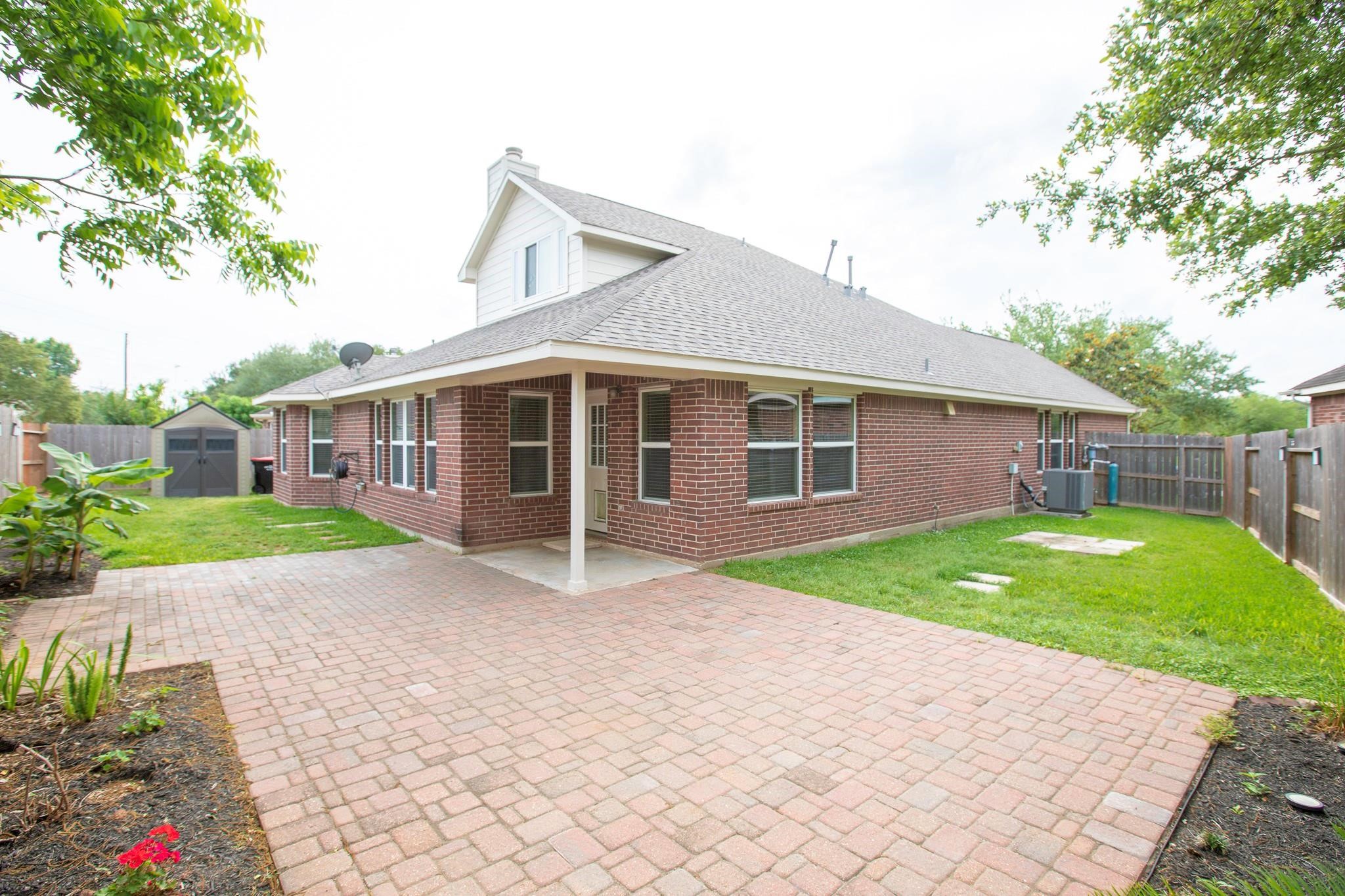 3006 Reindeer Crescent Property Photo 18