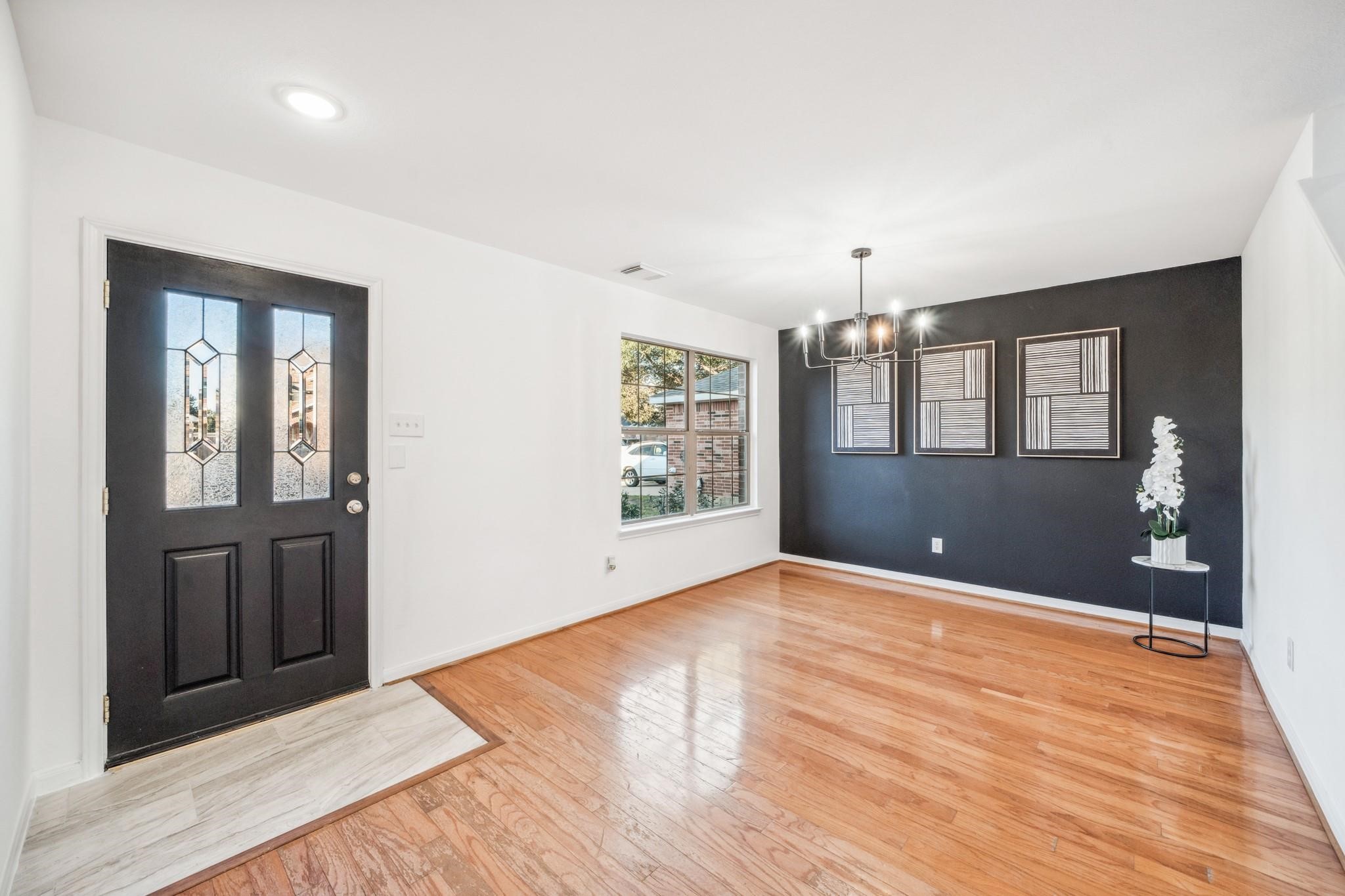 18123 Ridge Stream Lane Property Photo 3