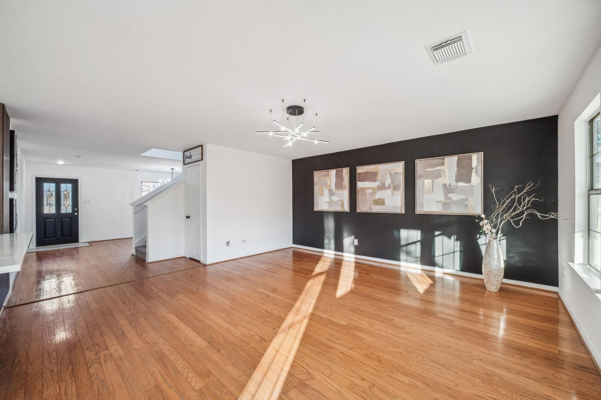 18123 Ridge Stream Lane Property Photo 5