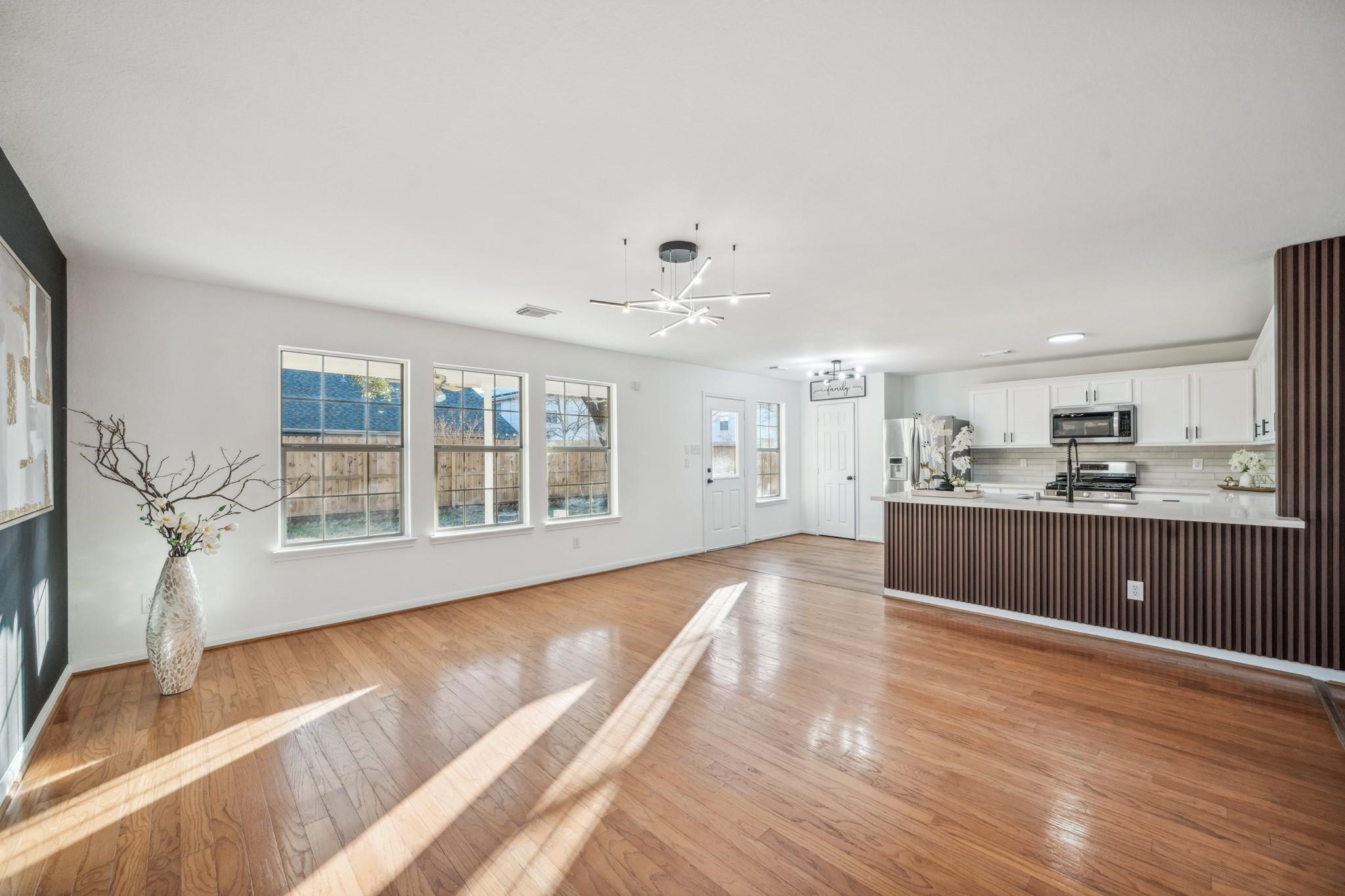 18123 Ridge Stream Lane Property Photo 9