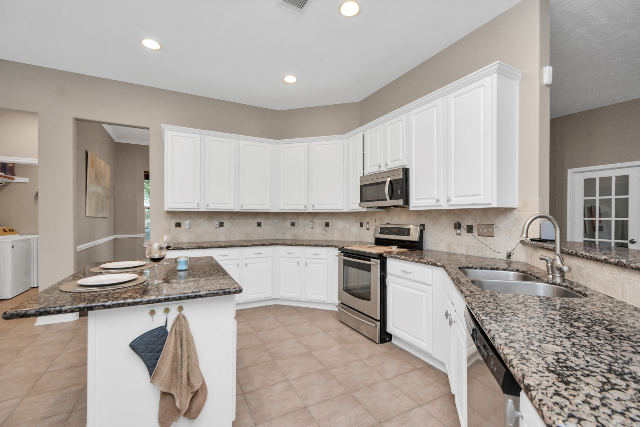 23939 River Place Drive Property Photo 9