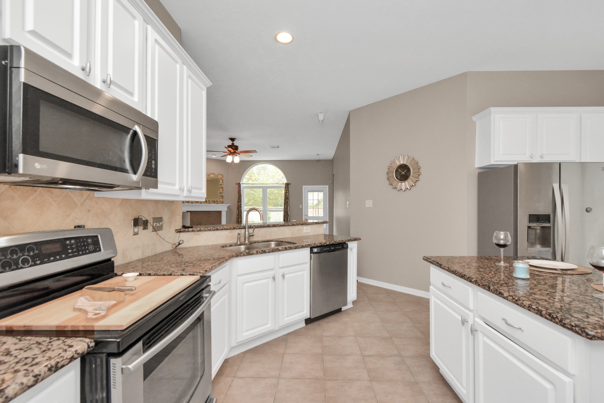 23939 River Place Drive Property Photo 13