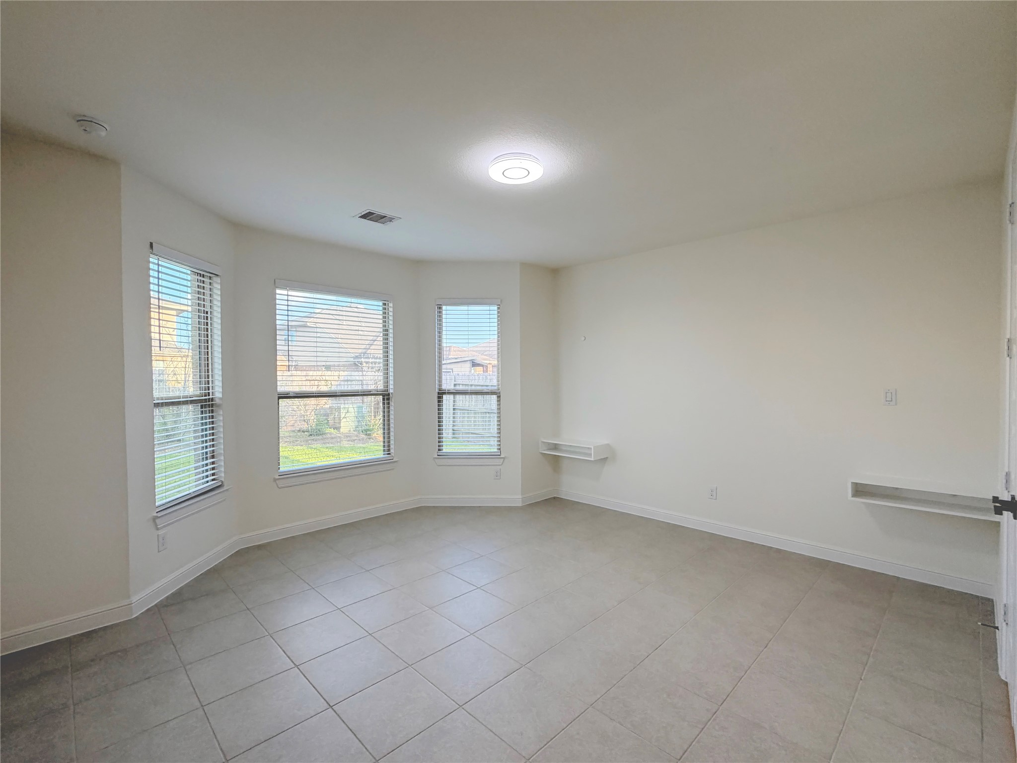 8611 Oakdale Bluff Court Property Photo 15