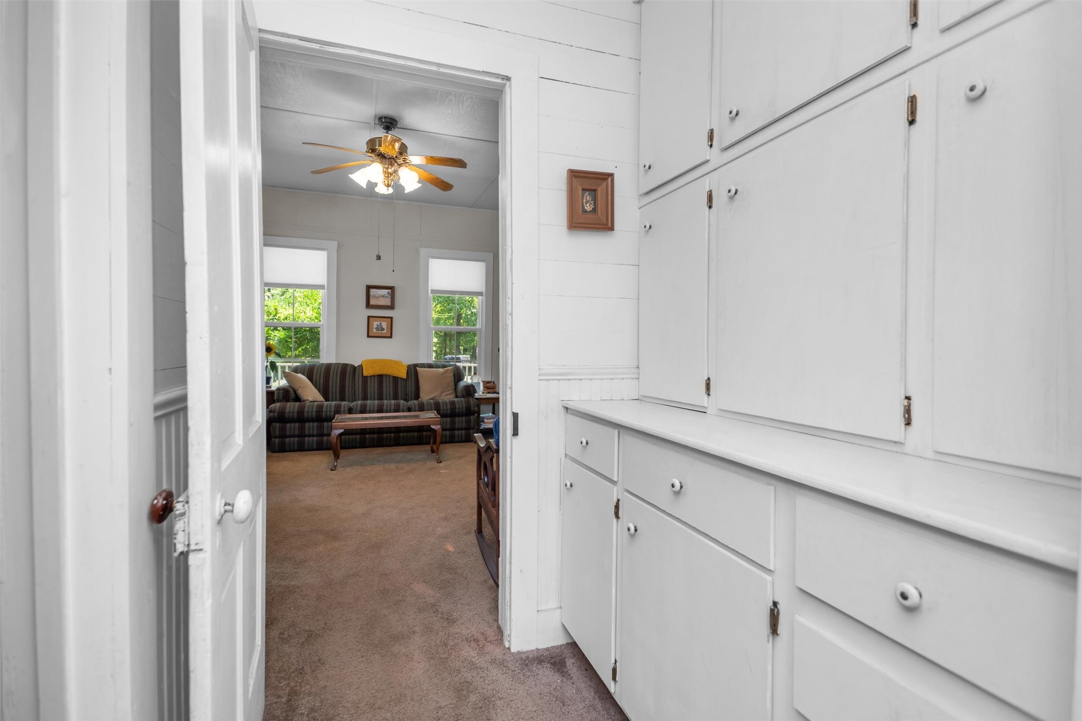 609 County Road 1175 Property Photo 11