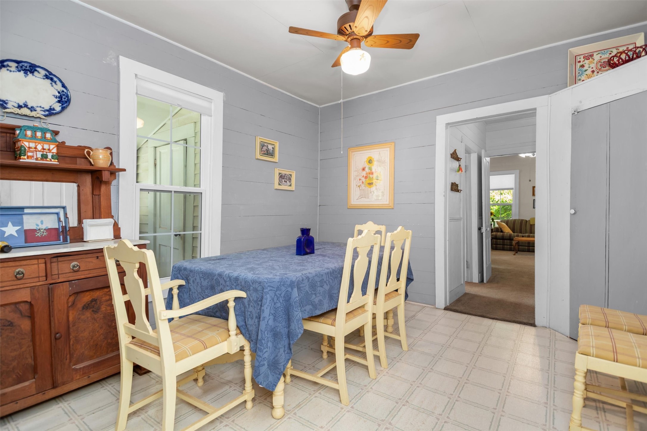 609 County Road 1175 Property Photo 16