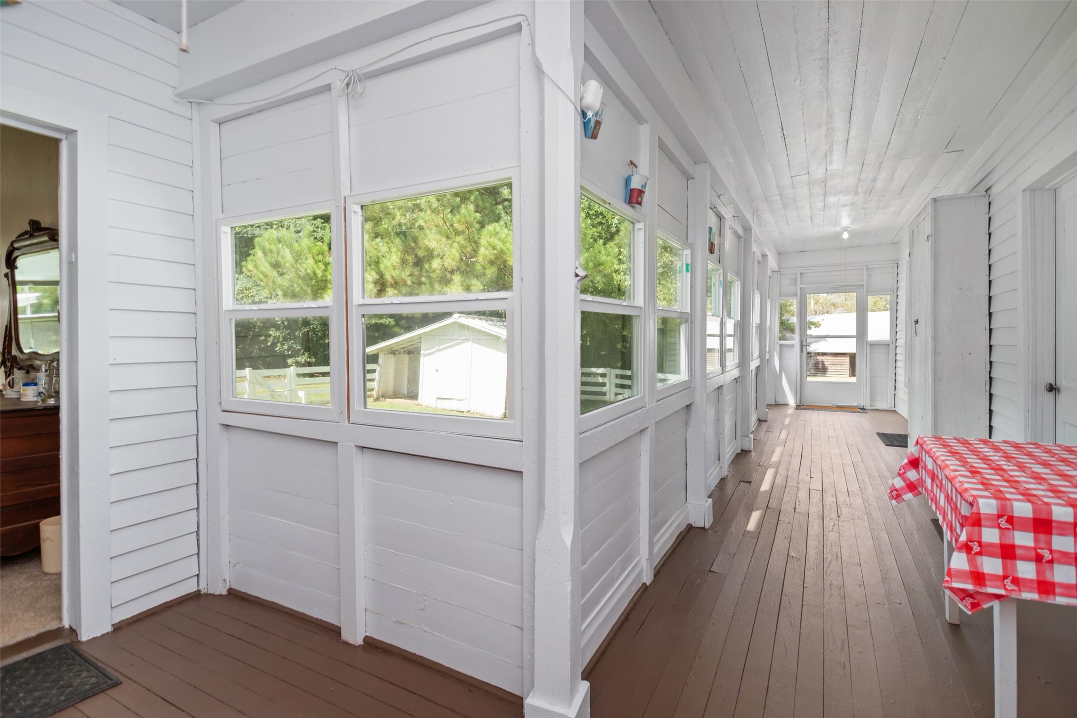 609 County Road 1175 Property Photo 21