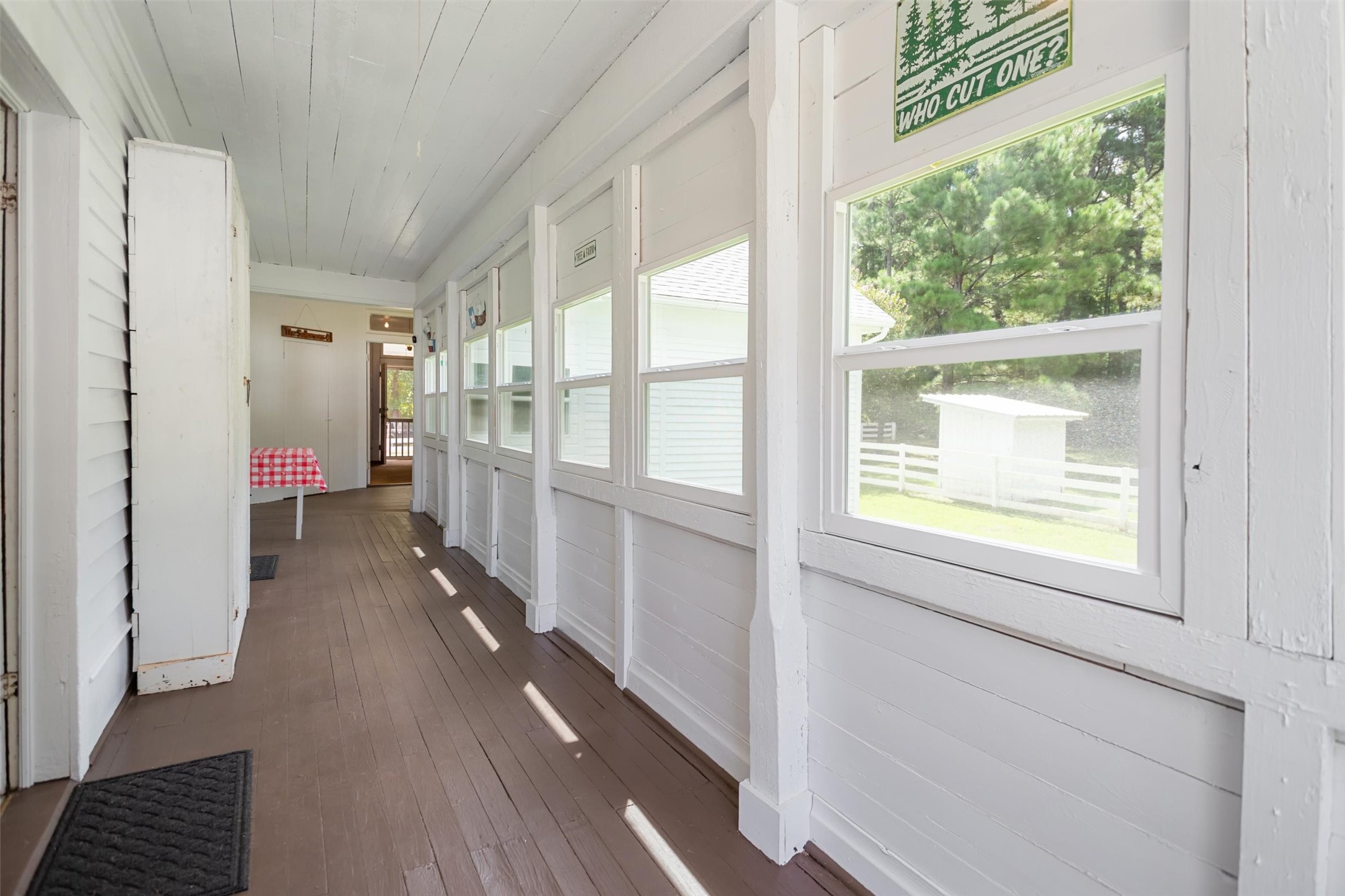 609 County Road 1175 Property Photo 22