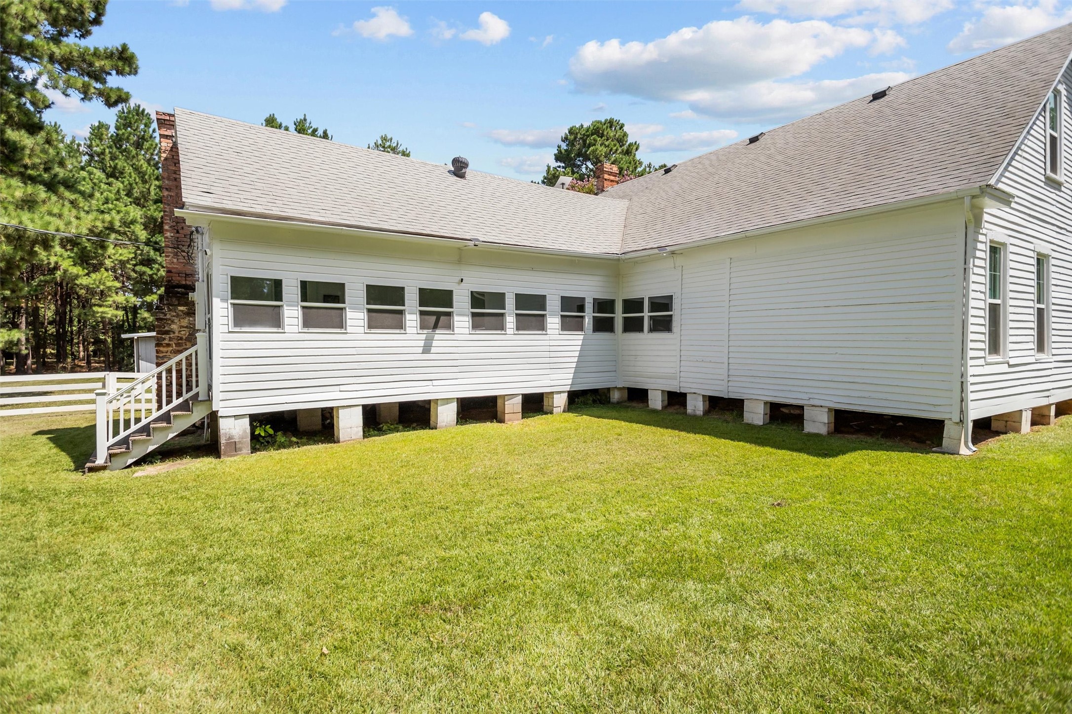 609 County Road 1175 Property Photo 35
