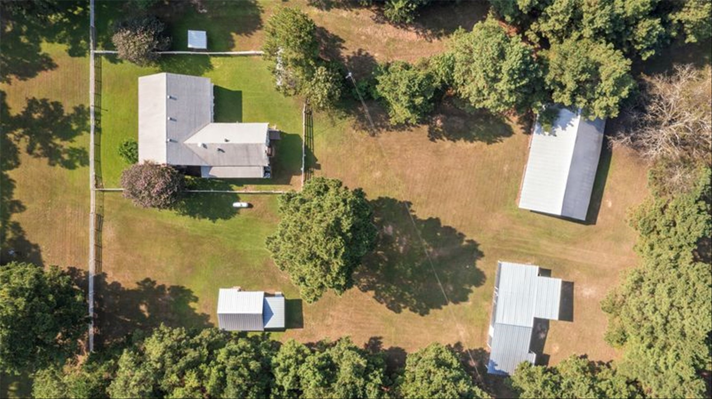 609 County Road 1175 Property Photo 41