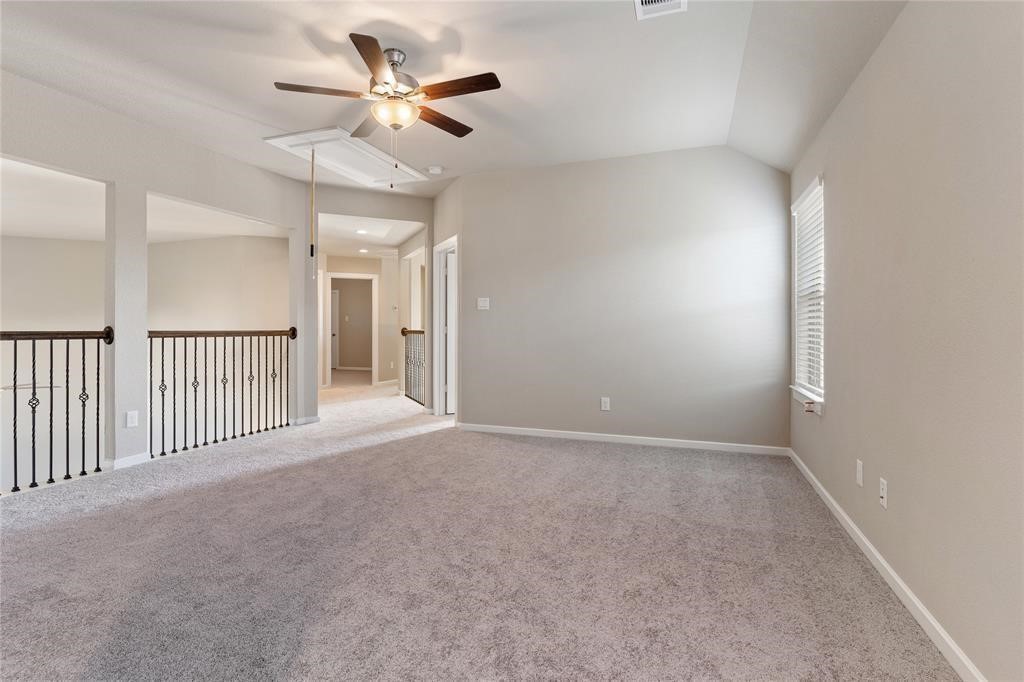 4207 Maple Glen Drive Property Photo 19